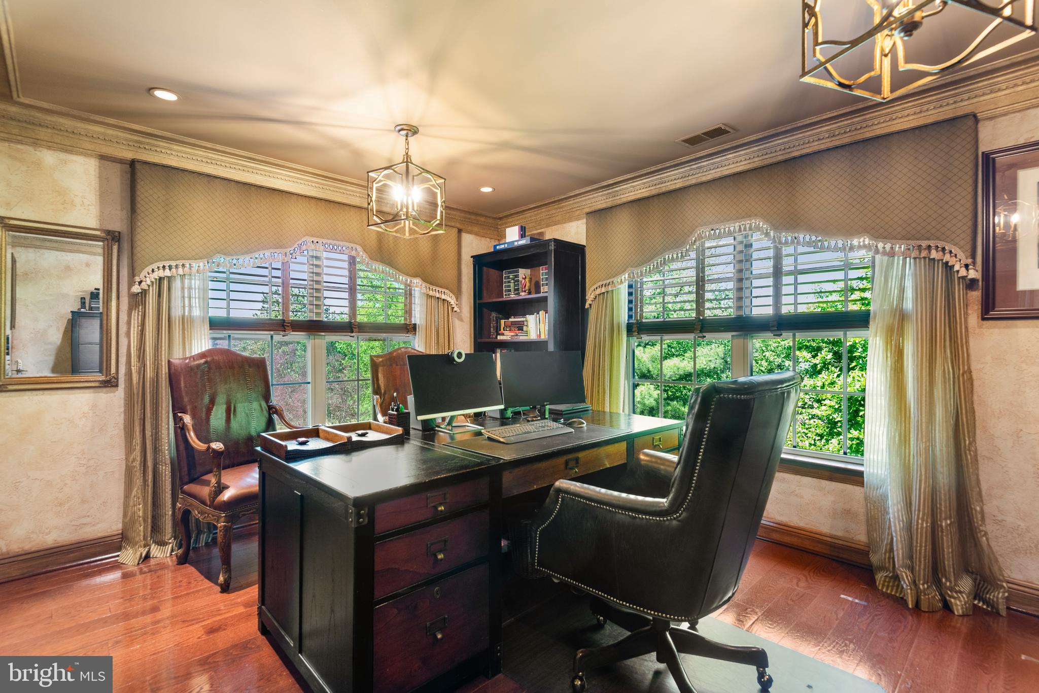 KIMBERTON HUNT - Residential