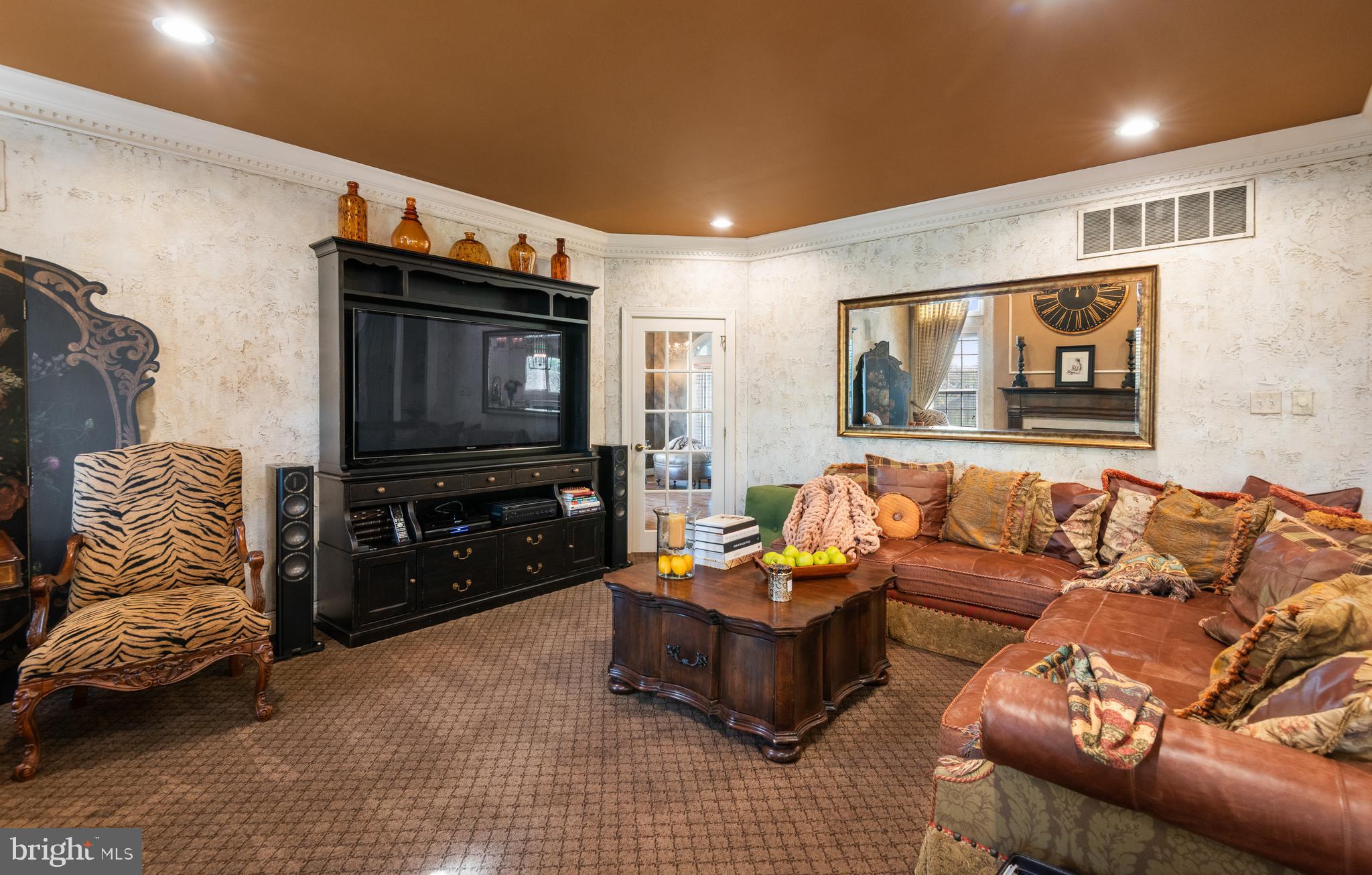KIMBERTON HUNT - Residential