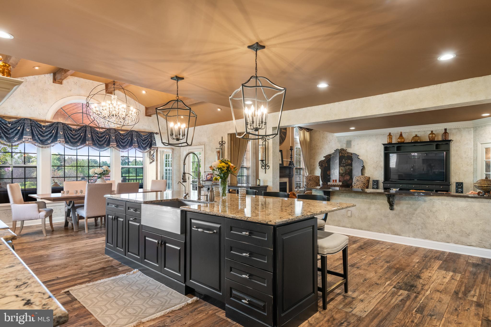KIMBERTON HUNT - Residential