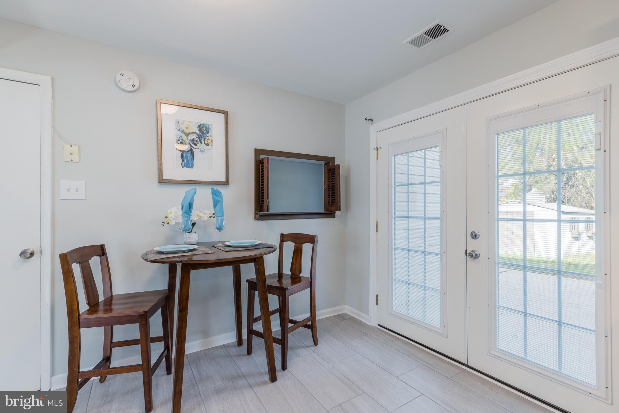 THE PROVINCES - Residential