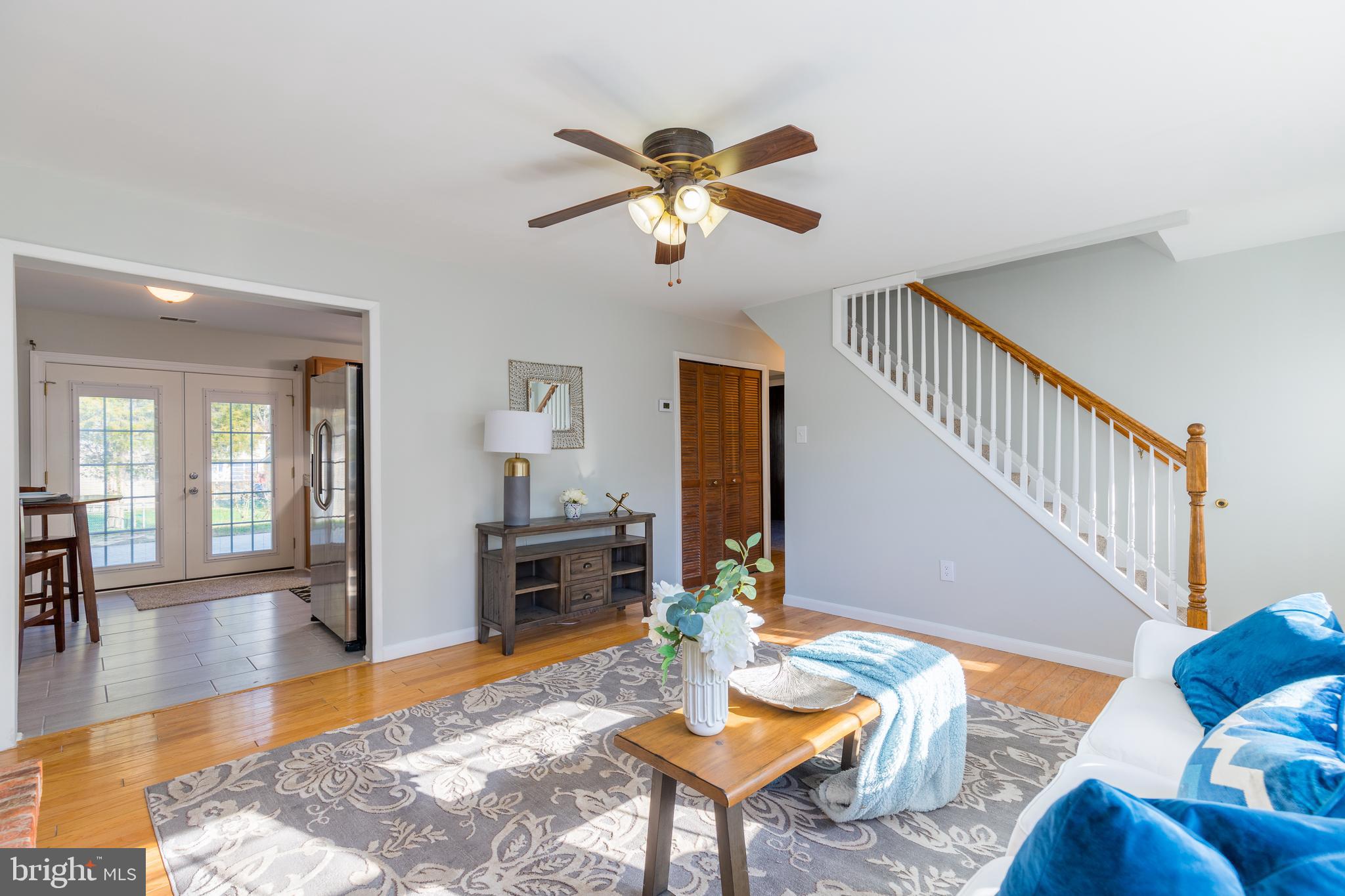 THE PROVINCES - Residential