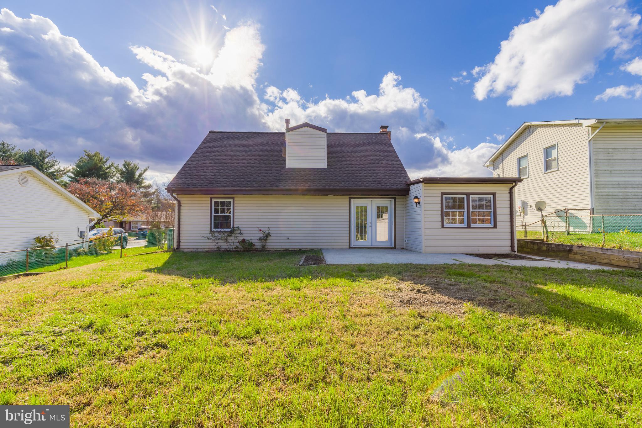 THE PROVINCES - Residential