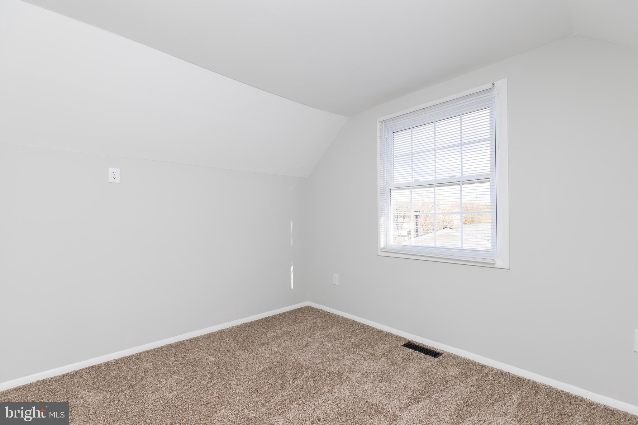 THE PROVINCES - Residential