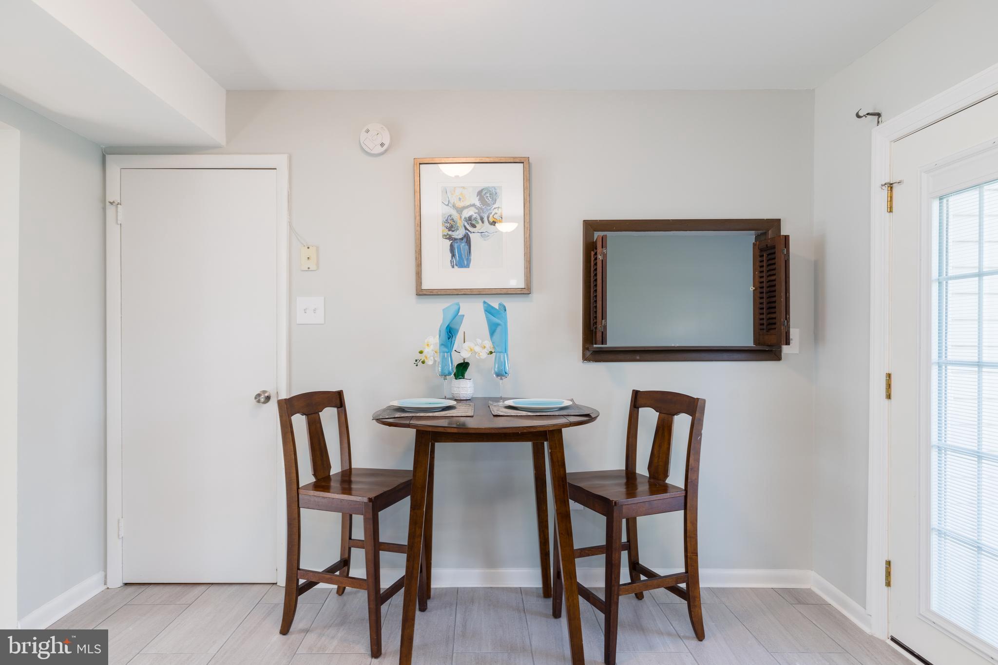 THE PROVINCES - Residential