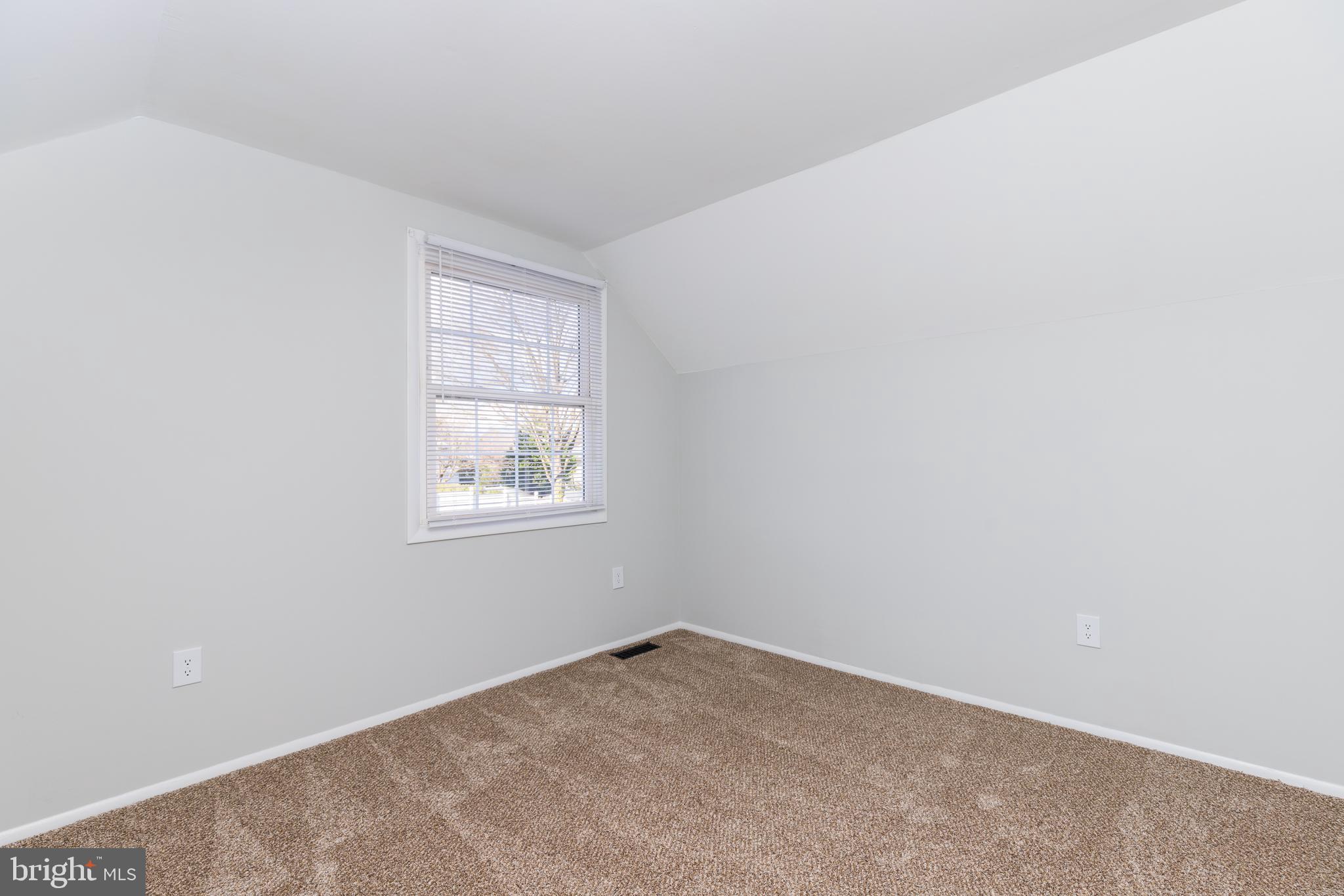 THE PROVINCES - Residential