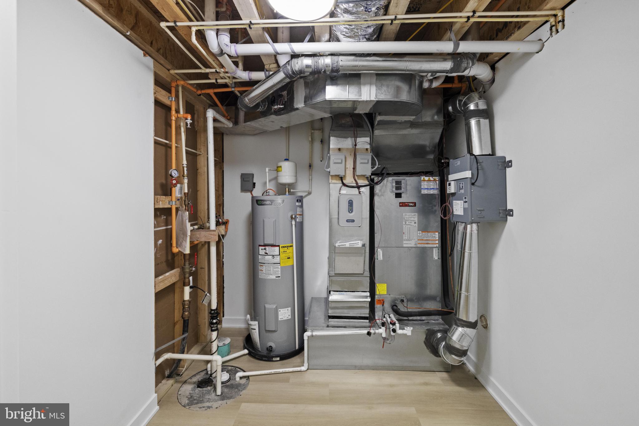 MARYLAND CITY - Residential