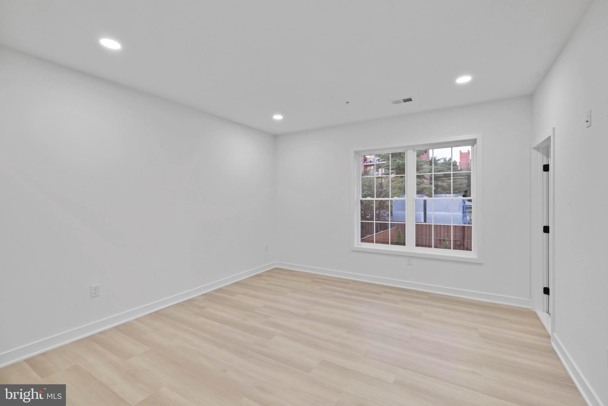 MARYLAND CITY - Residential