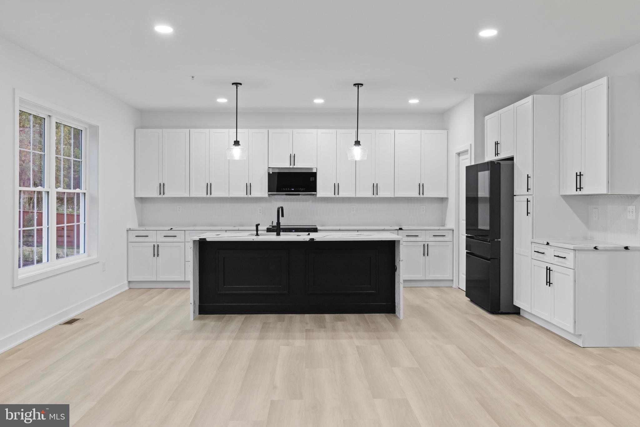 MARYLAND CITY - Residential