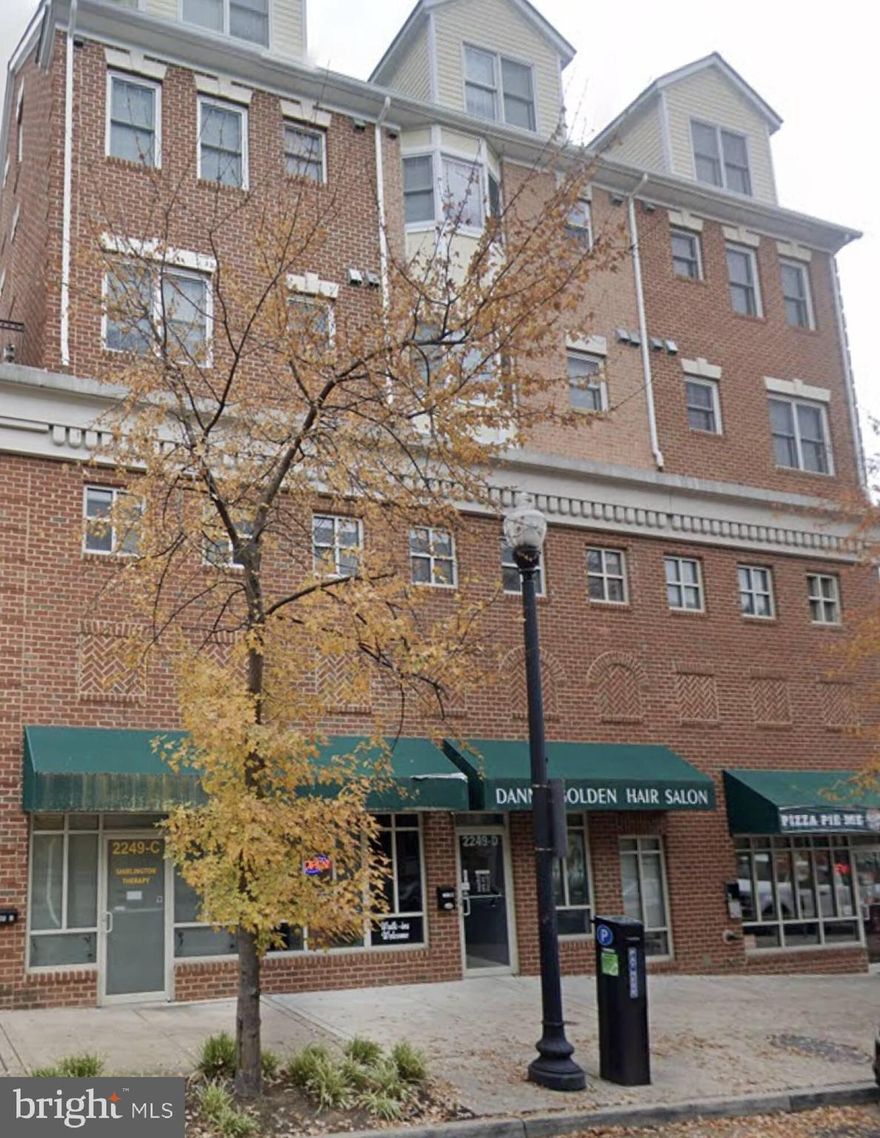 Pizza business (Unit E) for sale - 150k.

Local business operating for over 10 years. 

Equipment included.