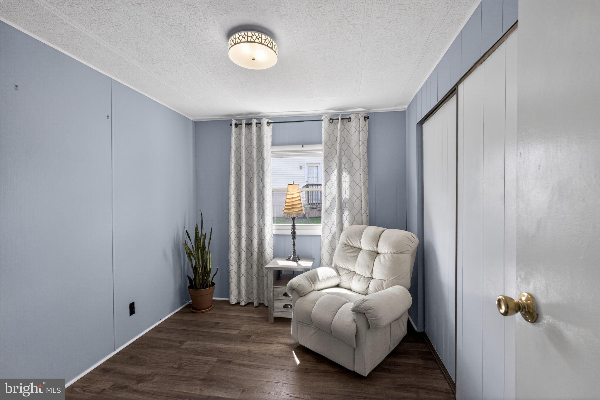 NESHAMINY FALLS - Residential