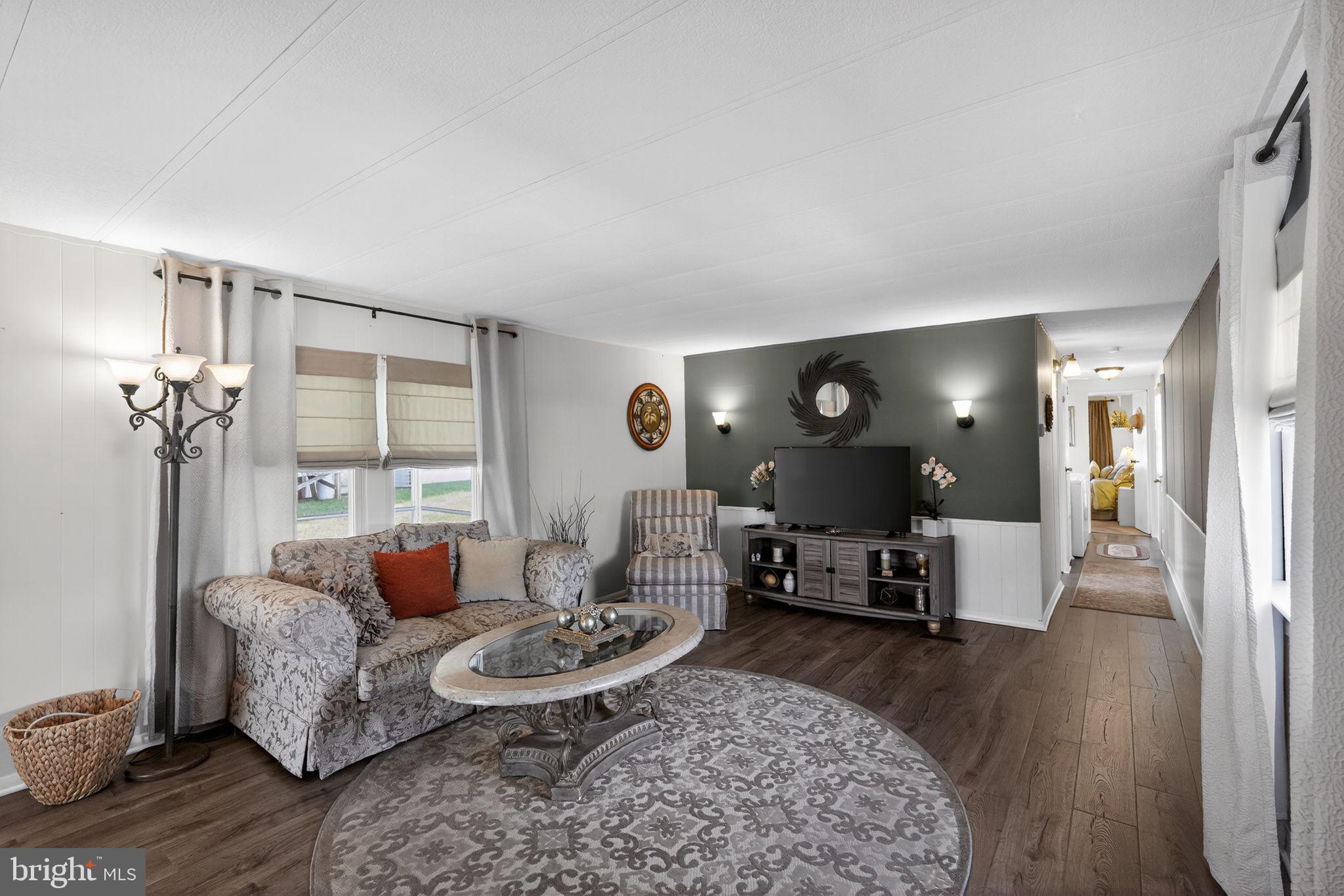 NESHAMINY FALLS - Residential