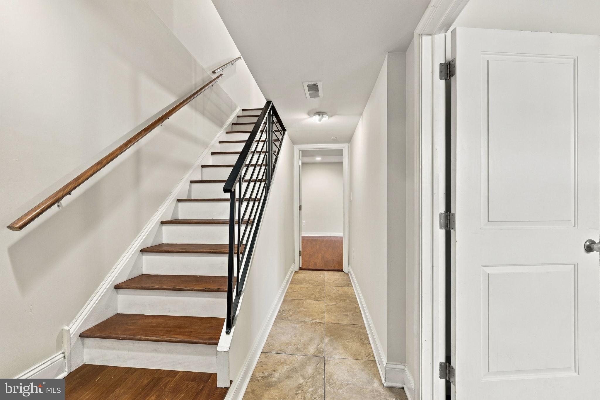 1134 W DAUPHIN STREET