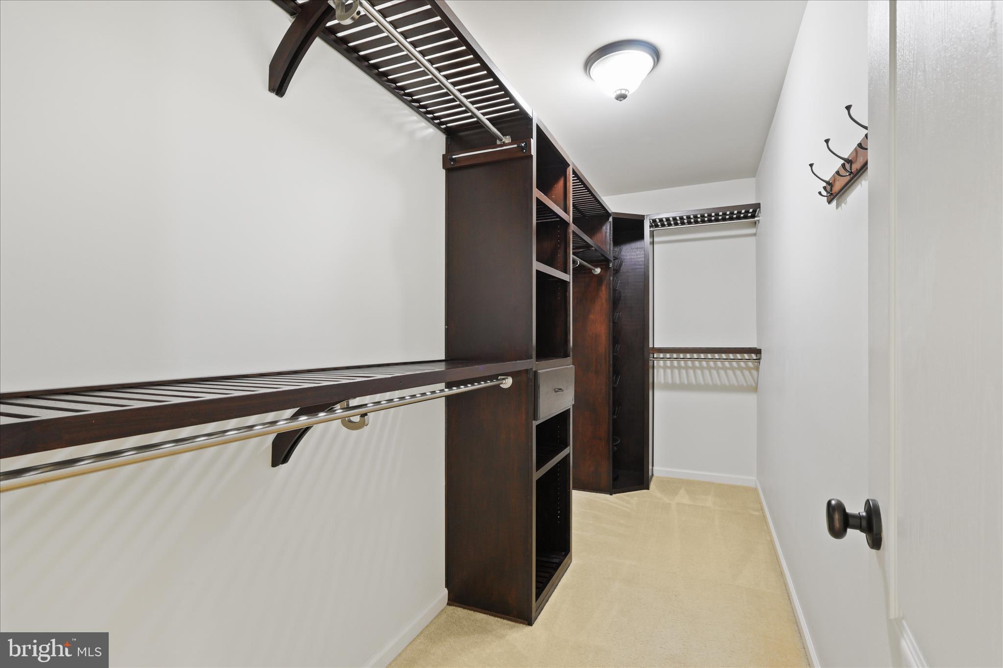 DOMINION VALLEY COUNTRY CLUB - Residential Lease