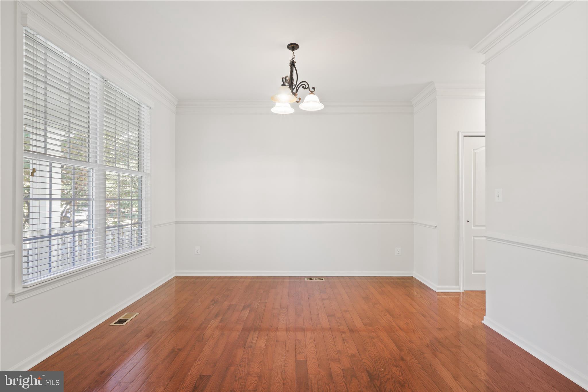 DOMINION VALLEY COUNTRY CLUB - Residential Lease