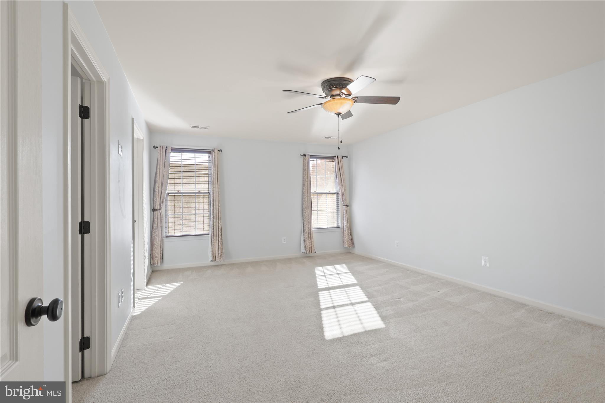 DOMINION VALLEY COUNTRY CLUB - Residential Lease