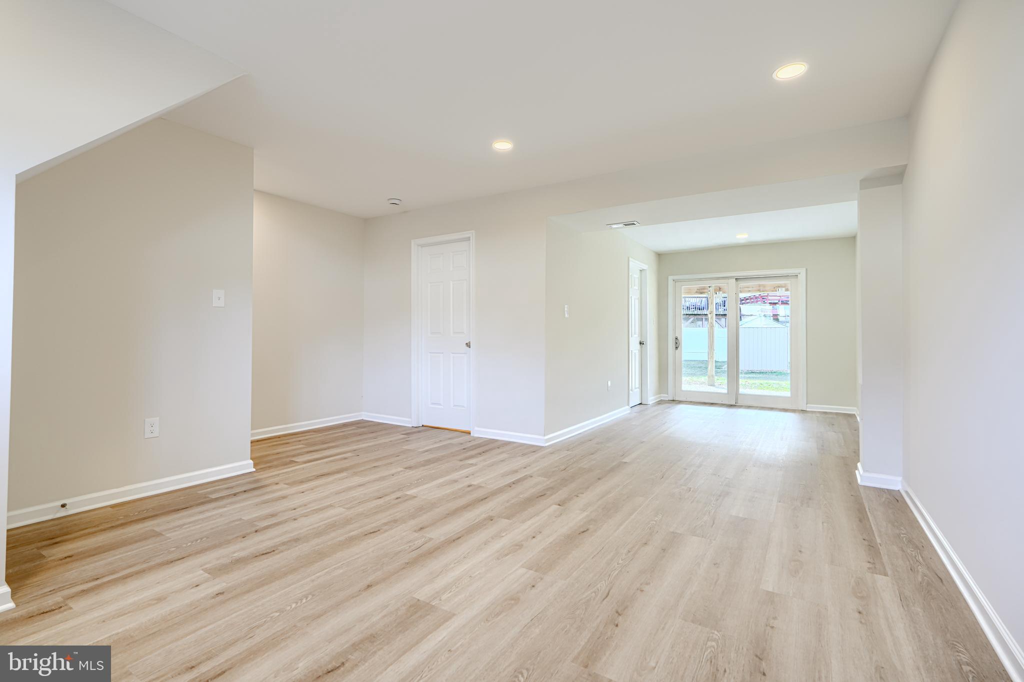 CARROLL CREST - Residential