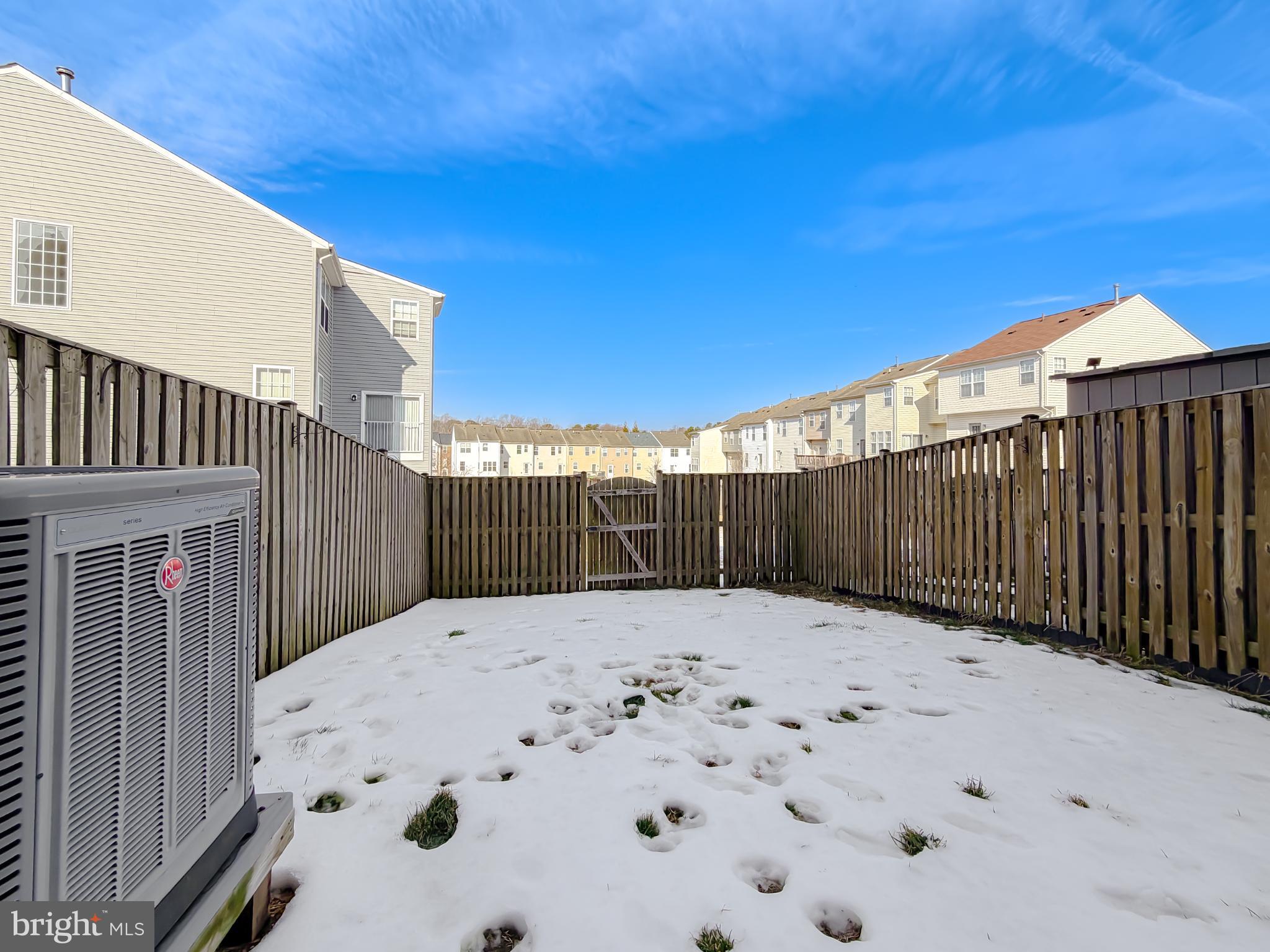 WESTBURY PUB - Residential