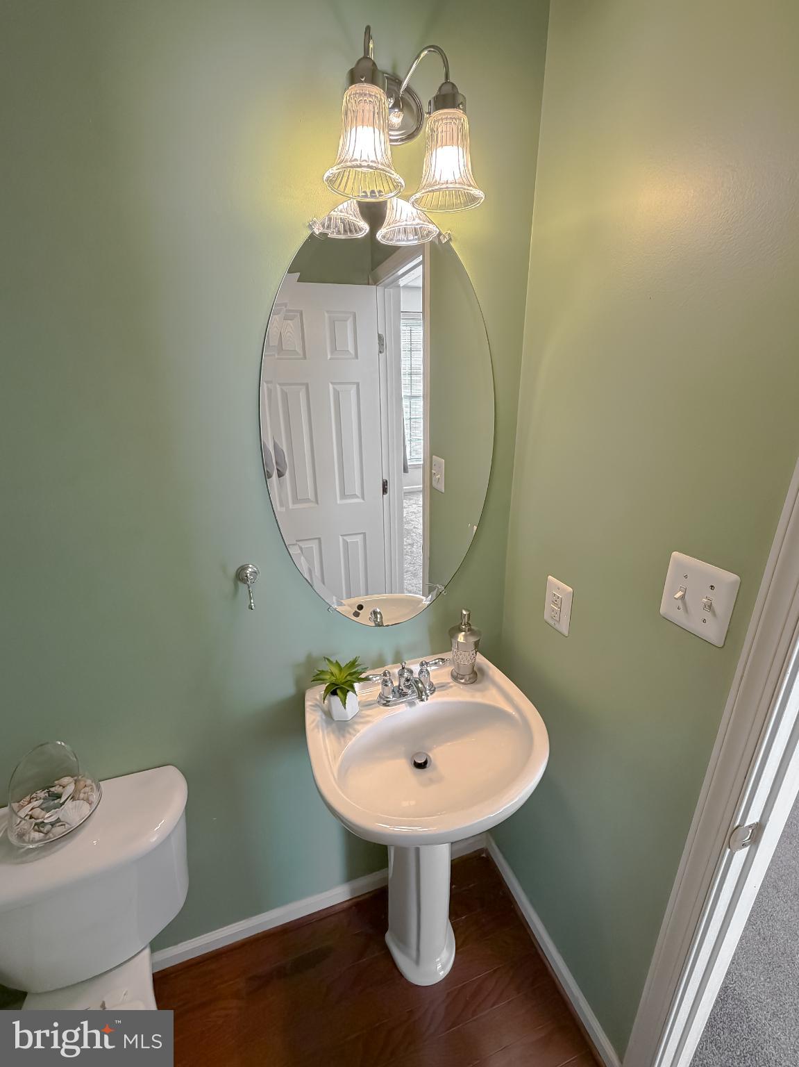 WESTBURY PUB - Residential