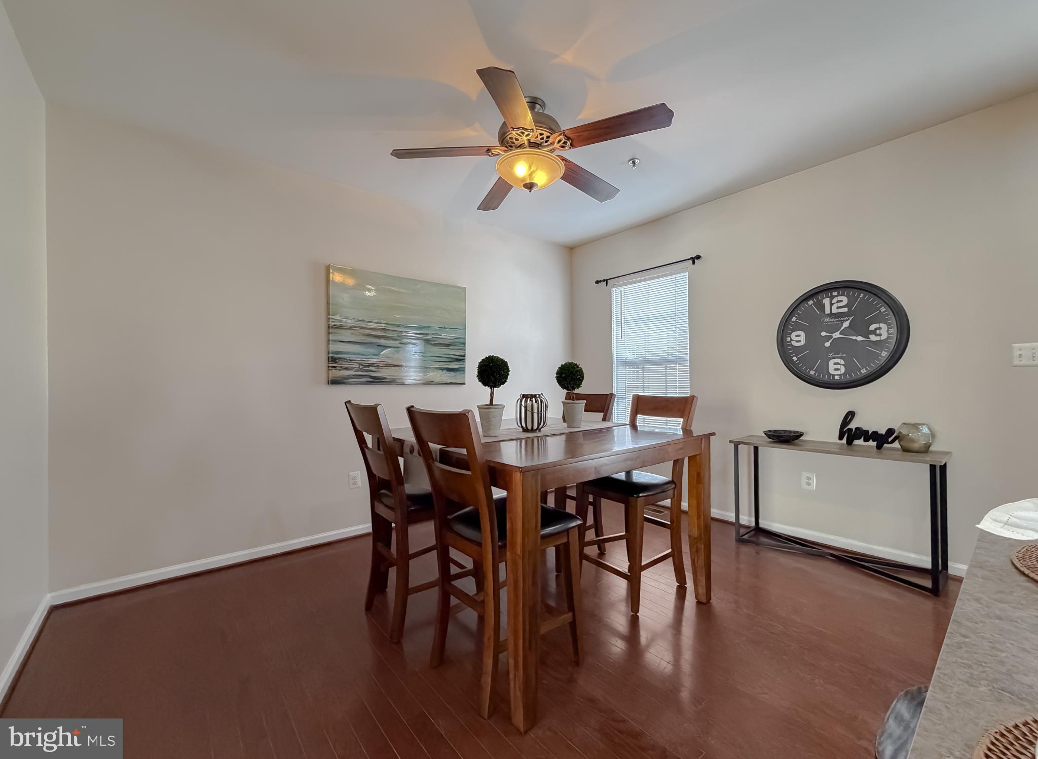 WESTBURY PUB - Residential