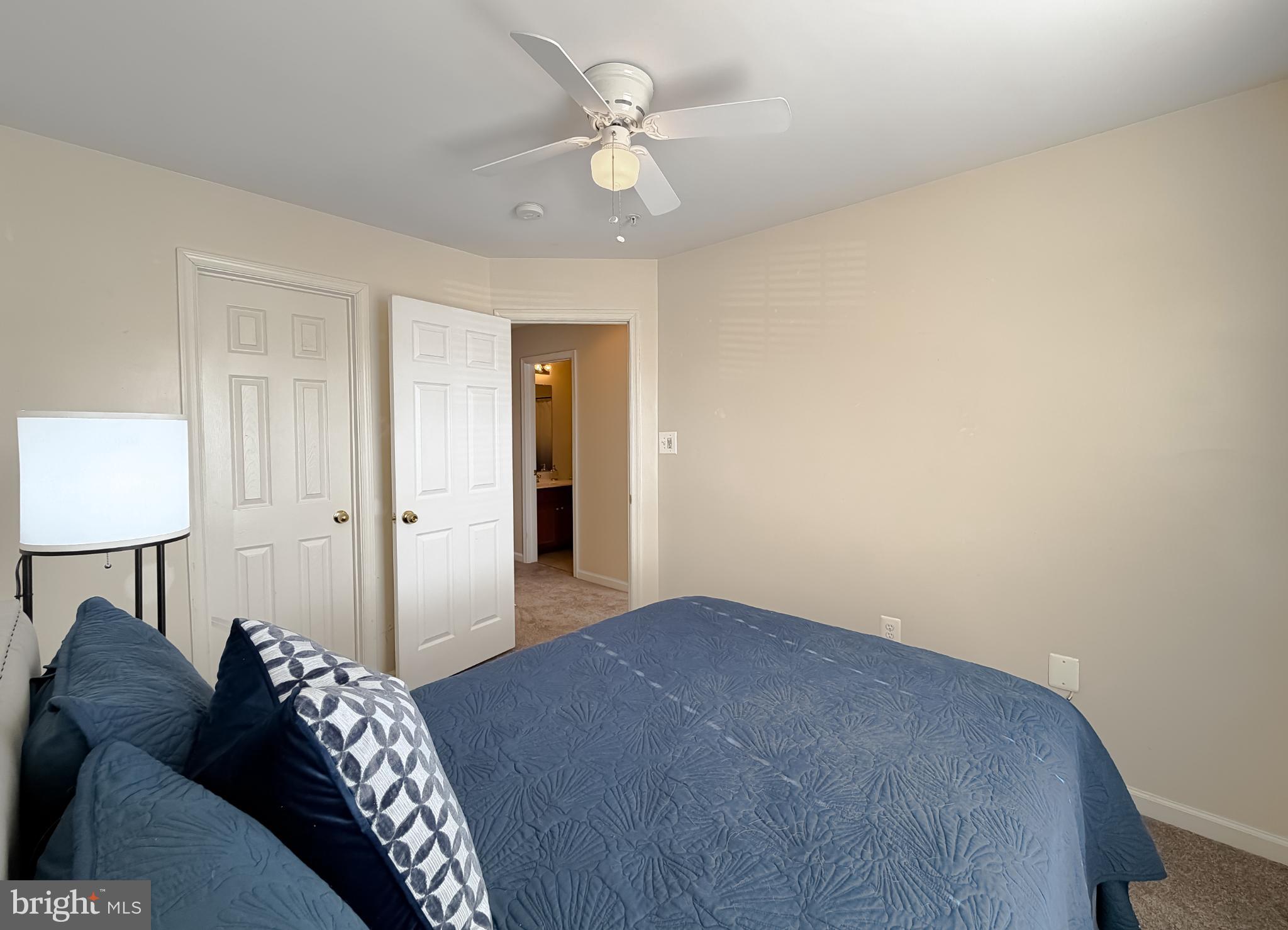 WESTBURY PUB - Residential