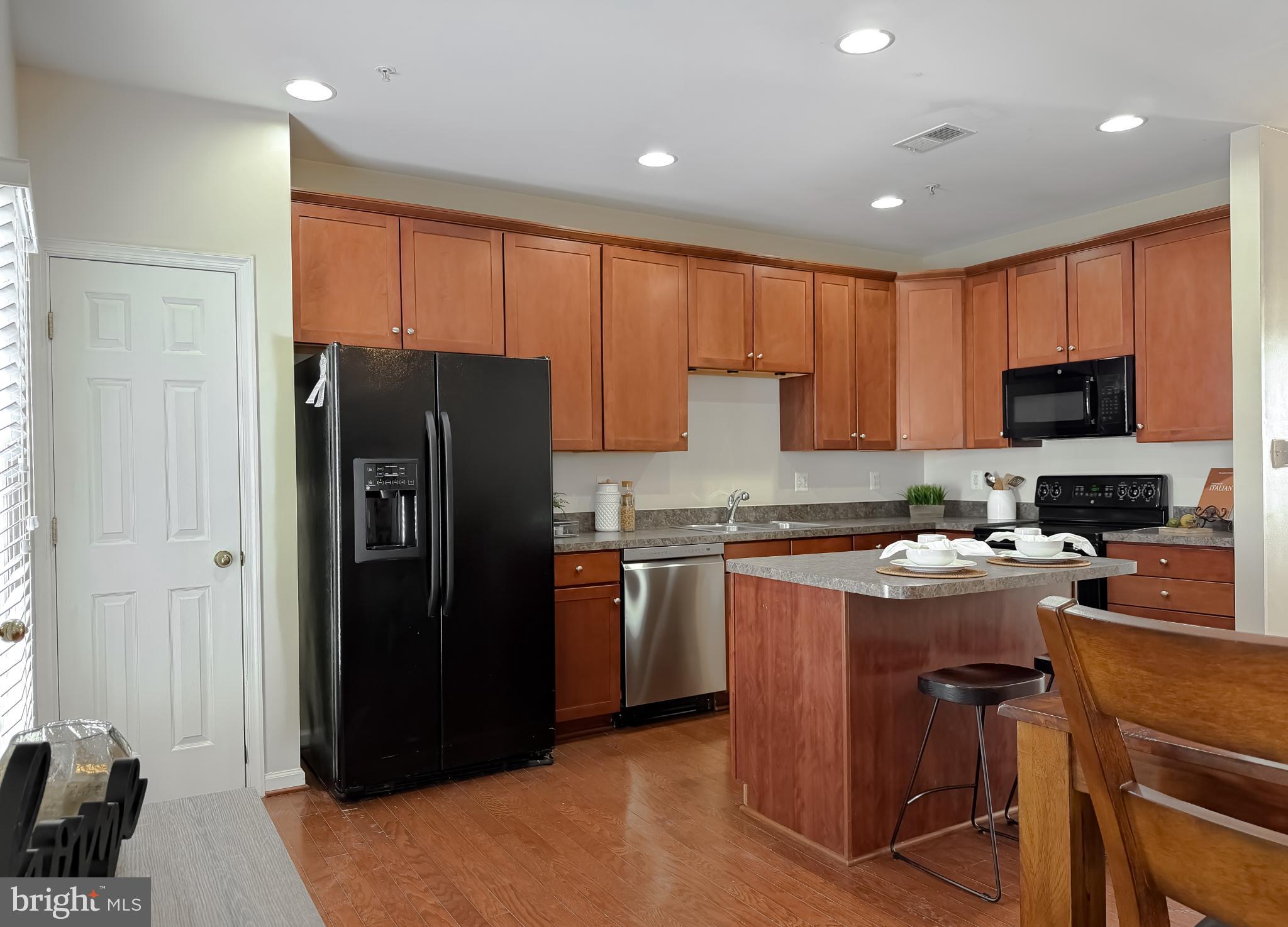 WESTBURY PUB - Residential