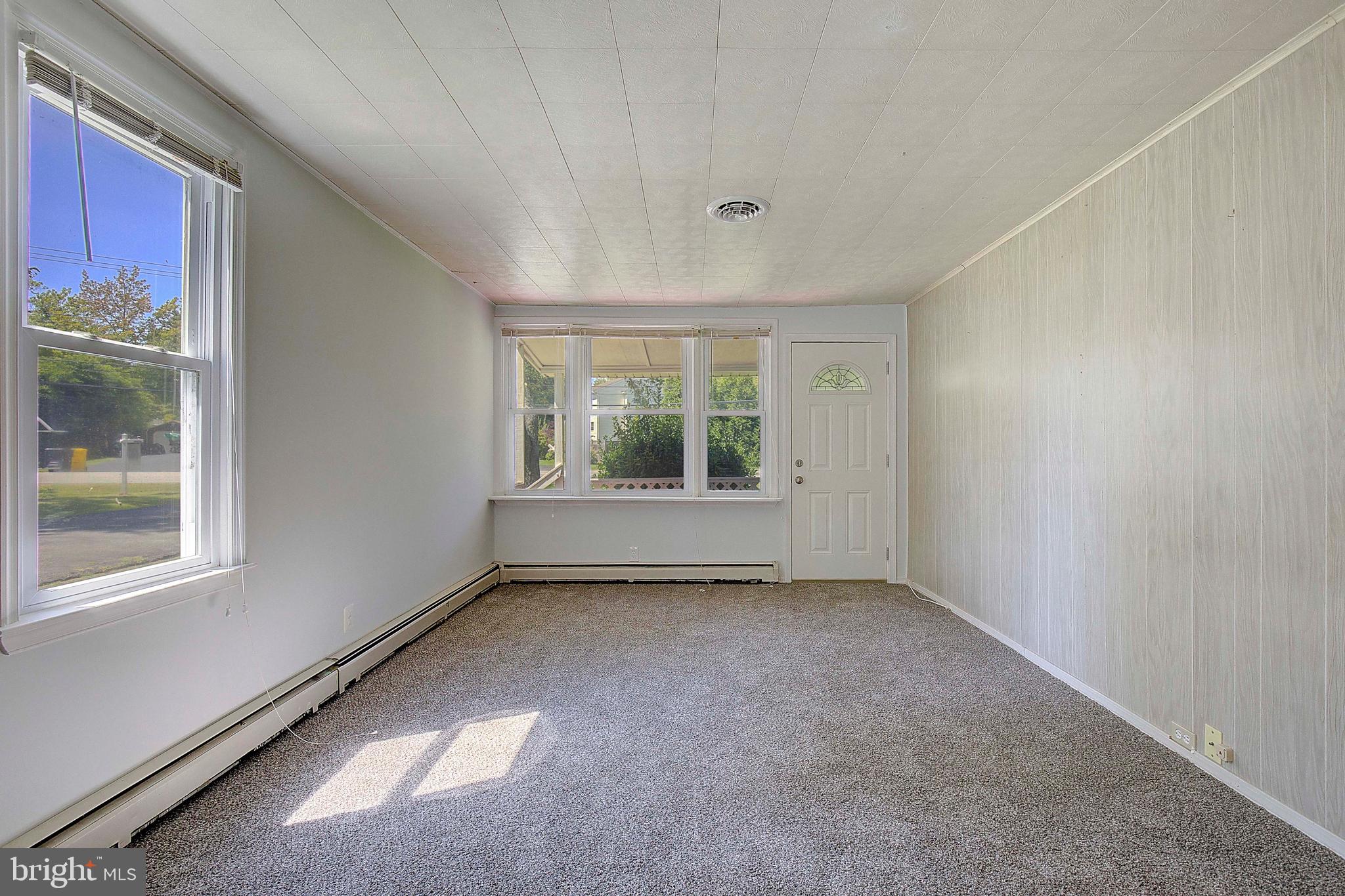 REGULARS - Residential