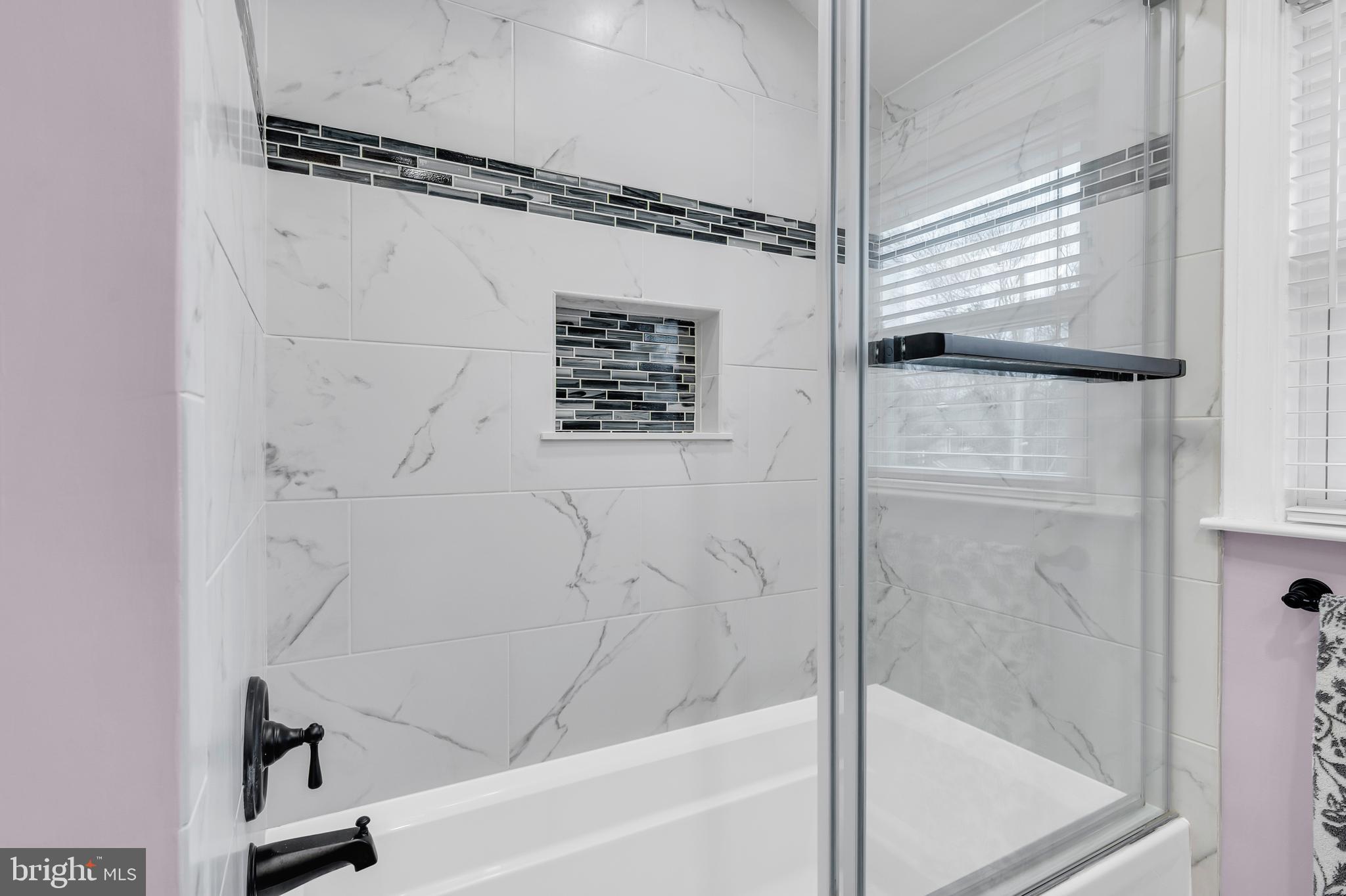 CARRCROFT CREST - Residential