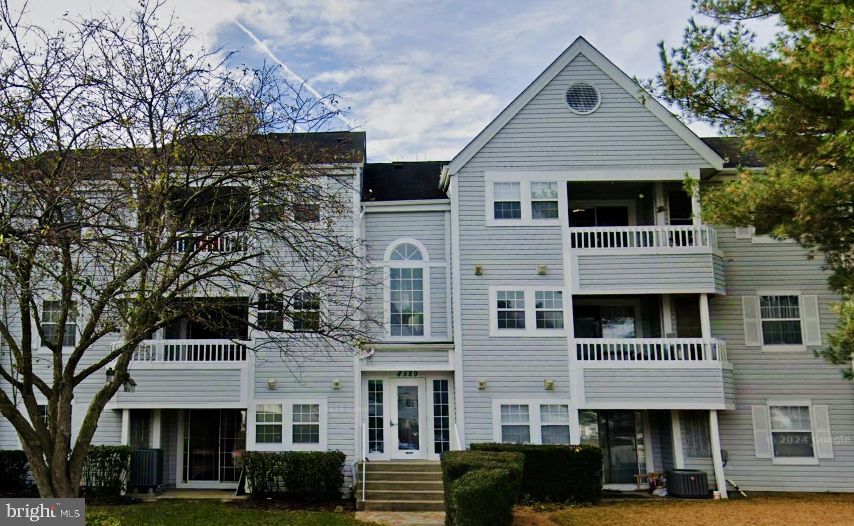 MONTGOMERY RUN - Residential Lease