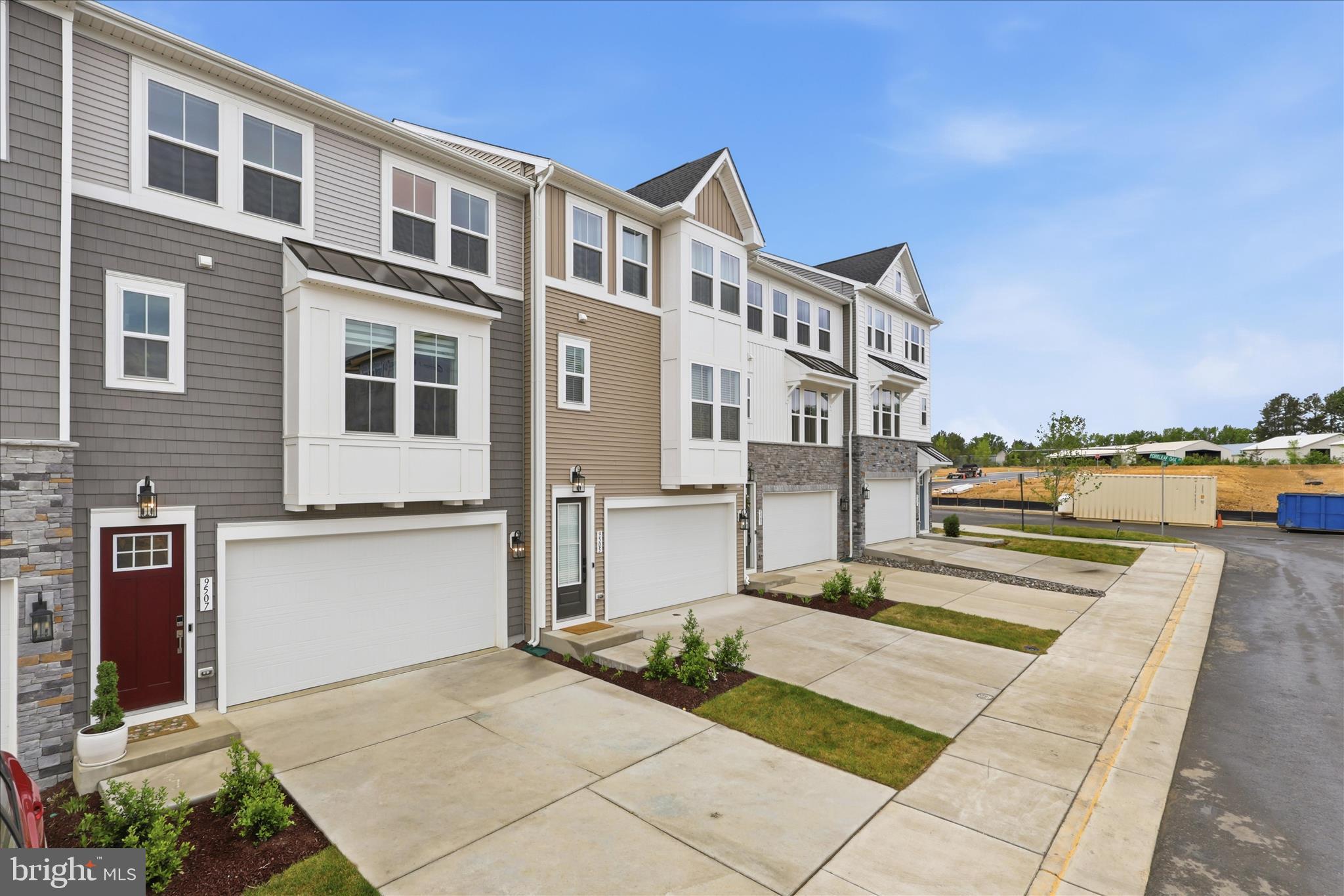 THE GROVE AT JACKSON VILLAGE - Residential