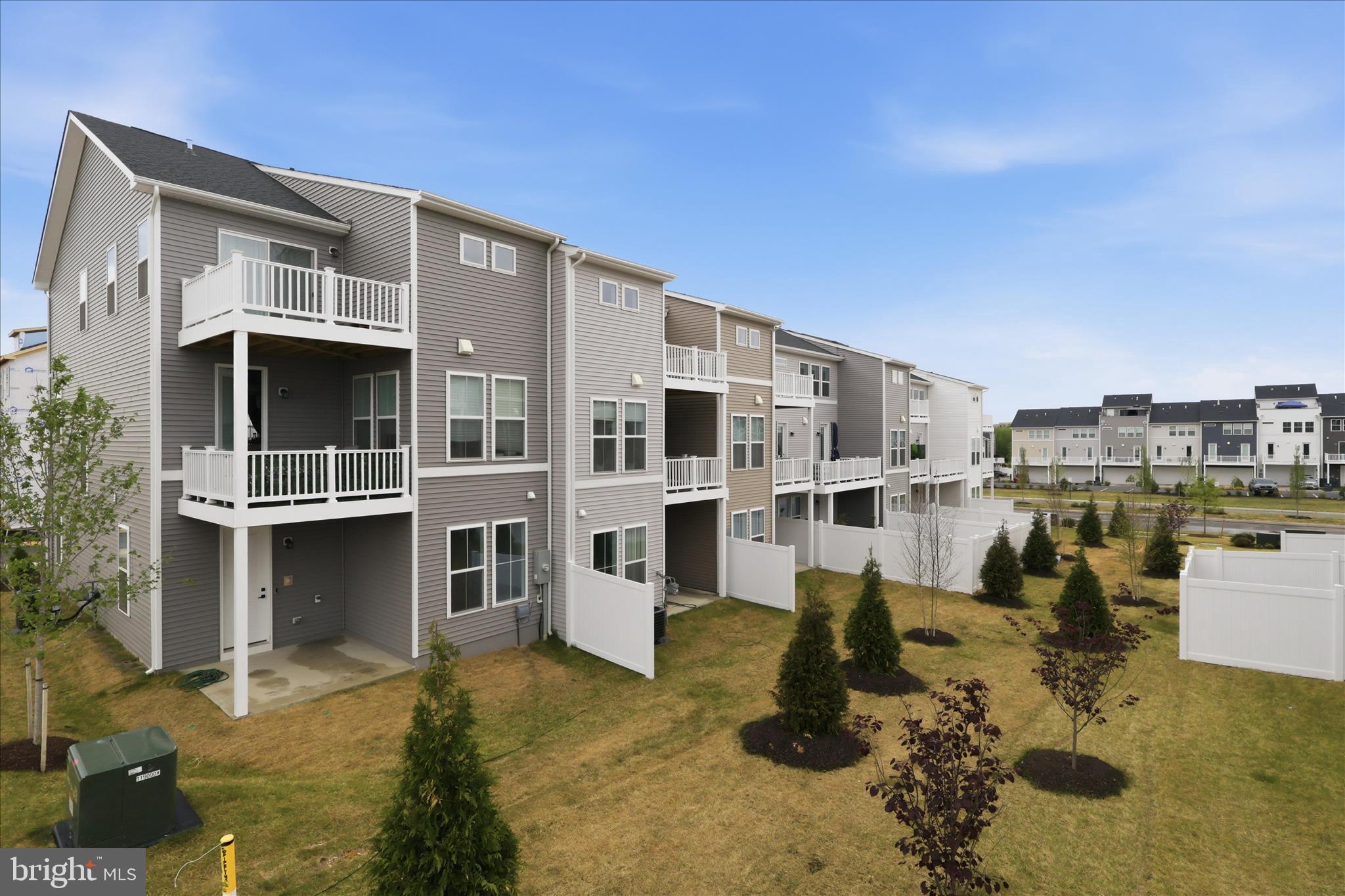 THE GROVE AT JACKSON VILLAGE - Residential