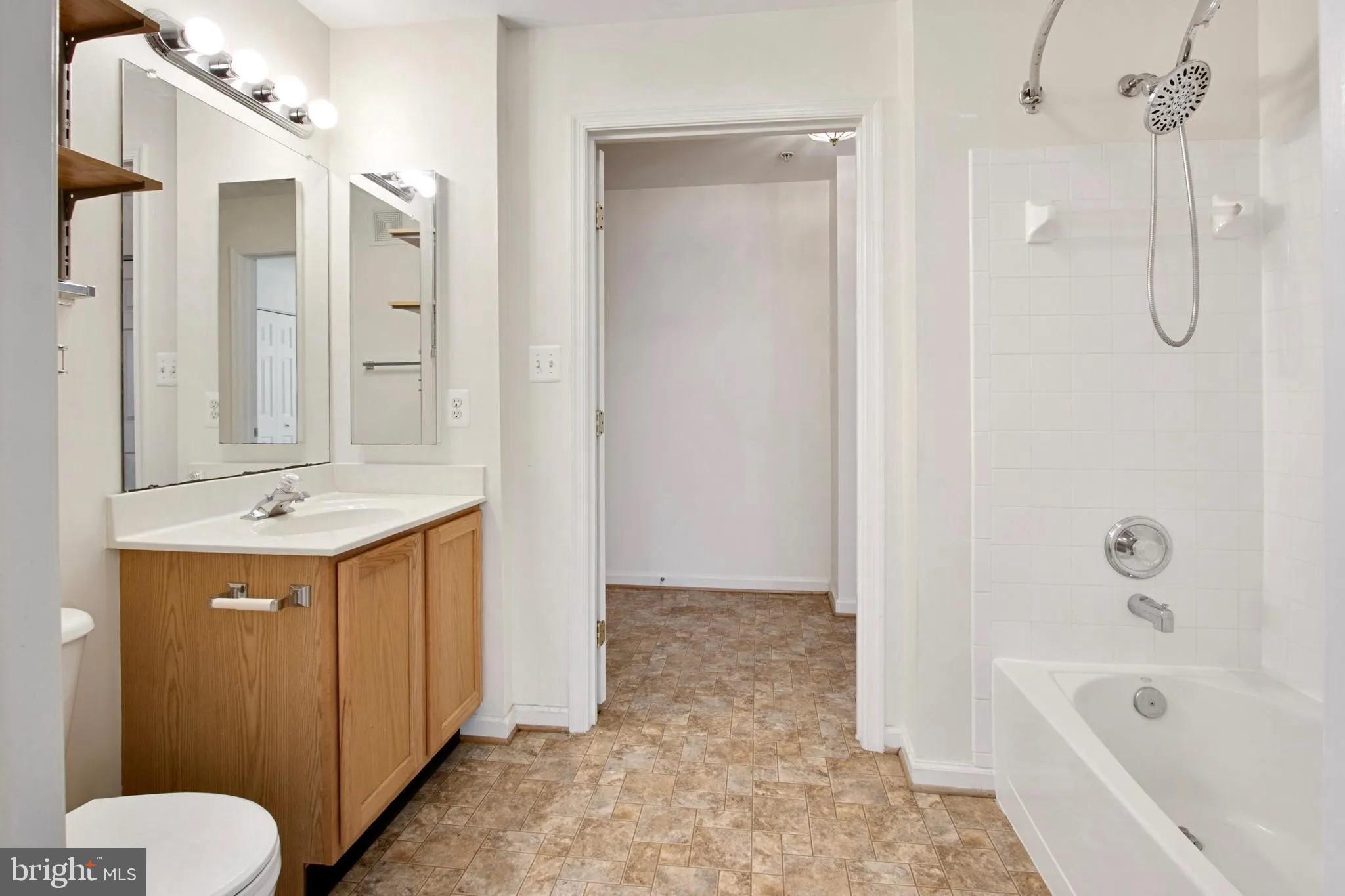 BUCKINGHAM - Residential