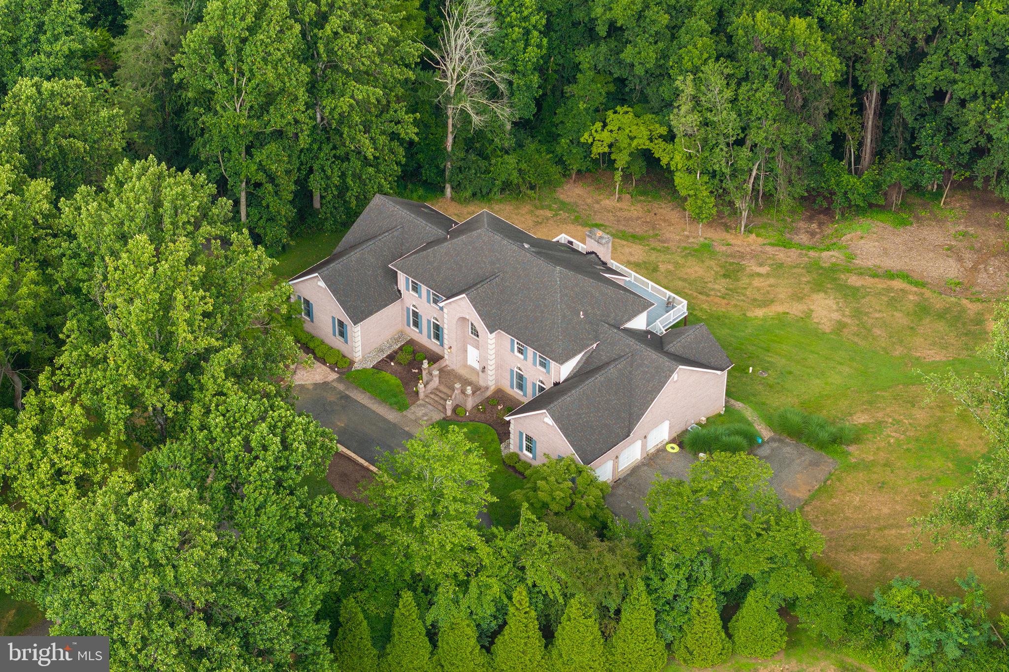 GLENCOE OAKS - Residential