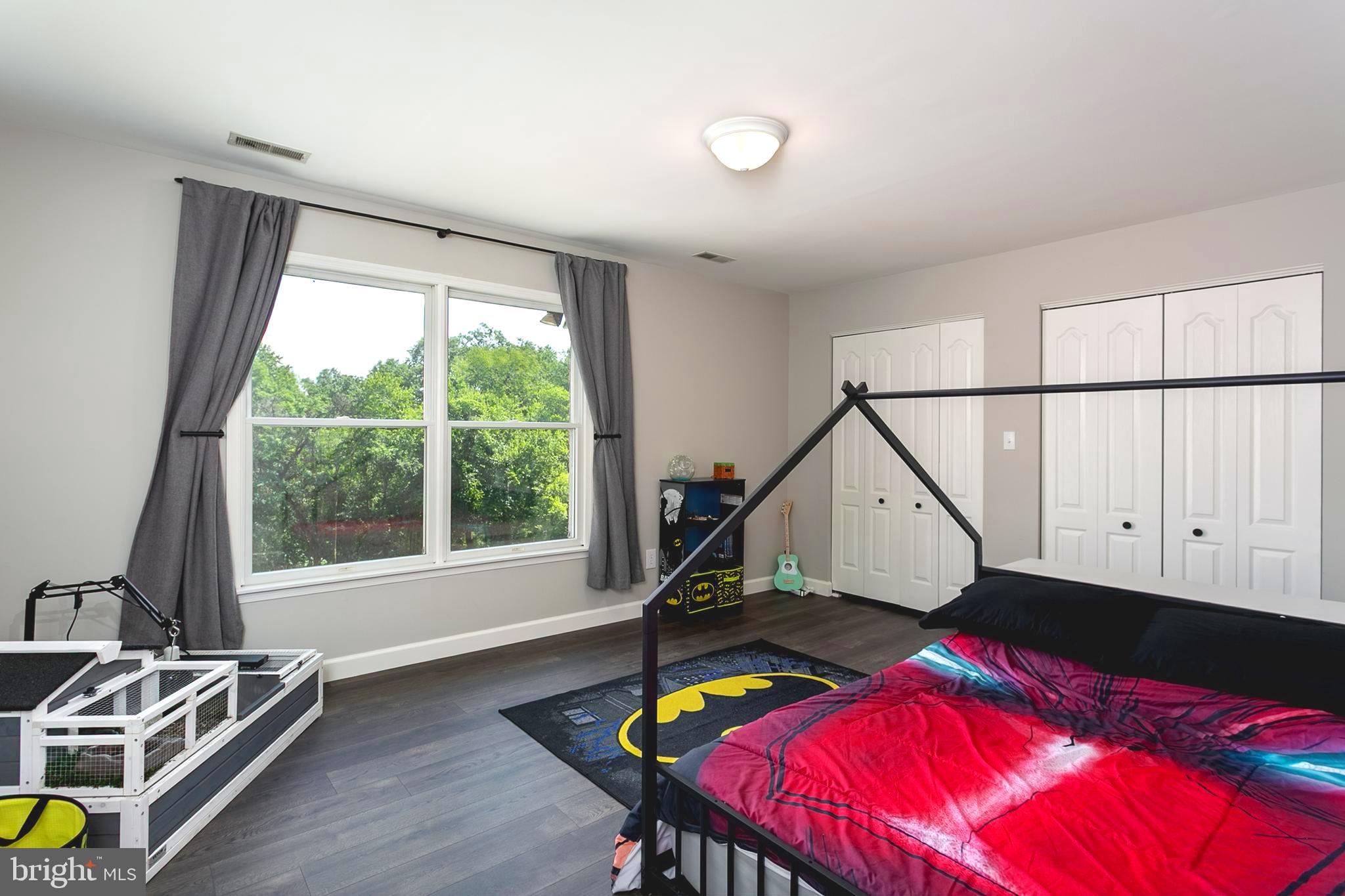 GLENCOE OAKS - Residential