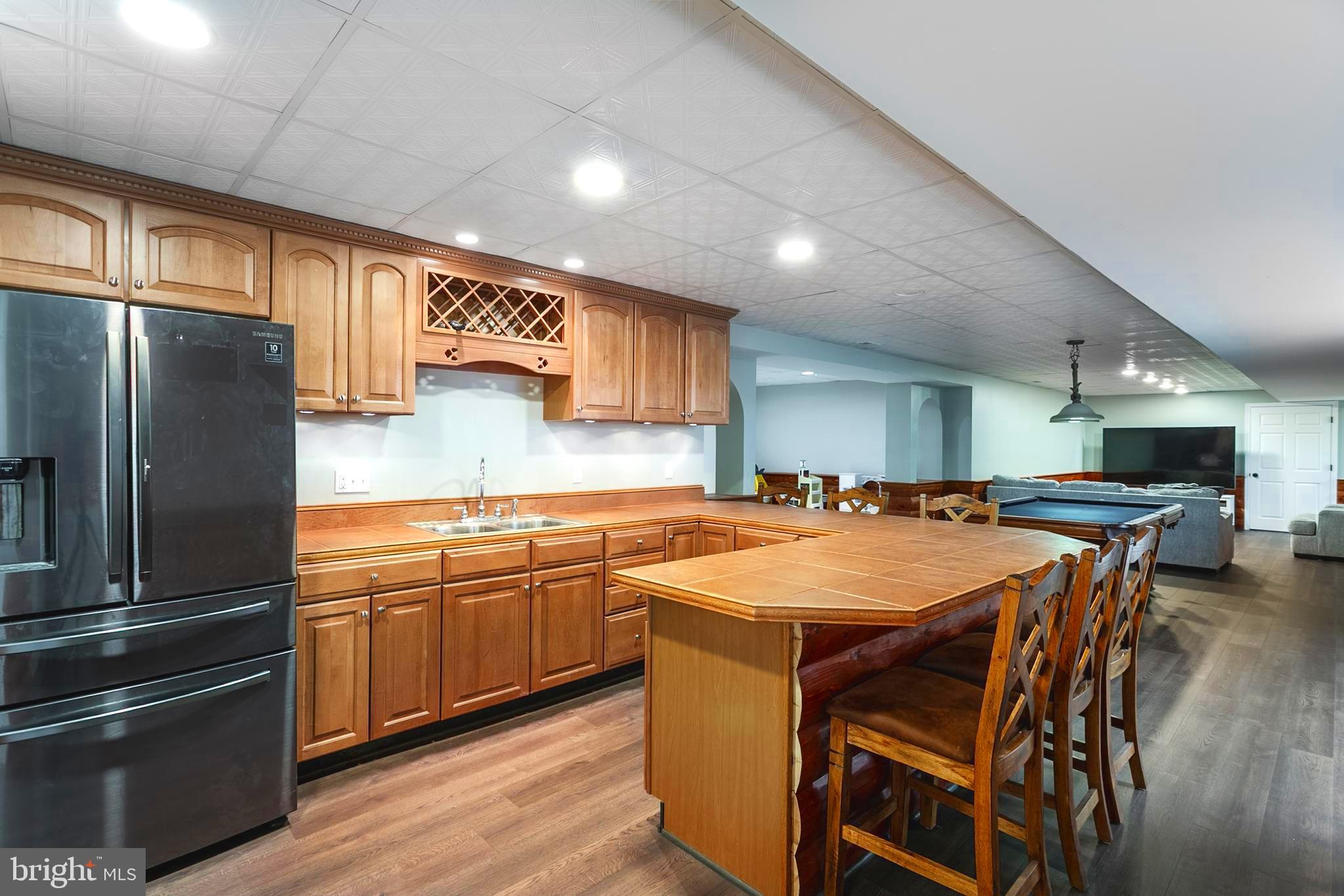 GLENCOE OAKS - Residential