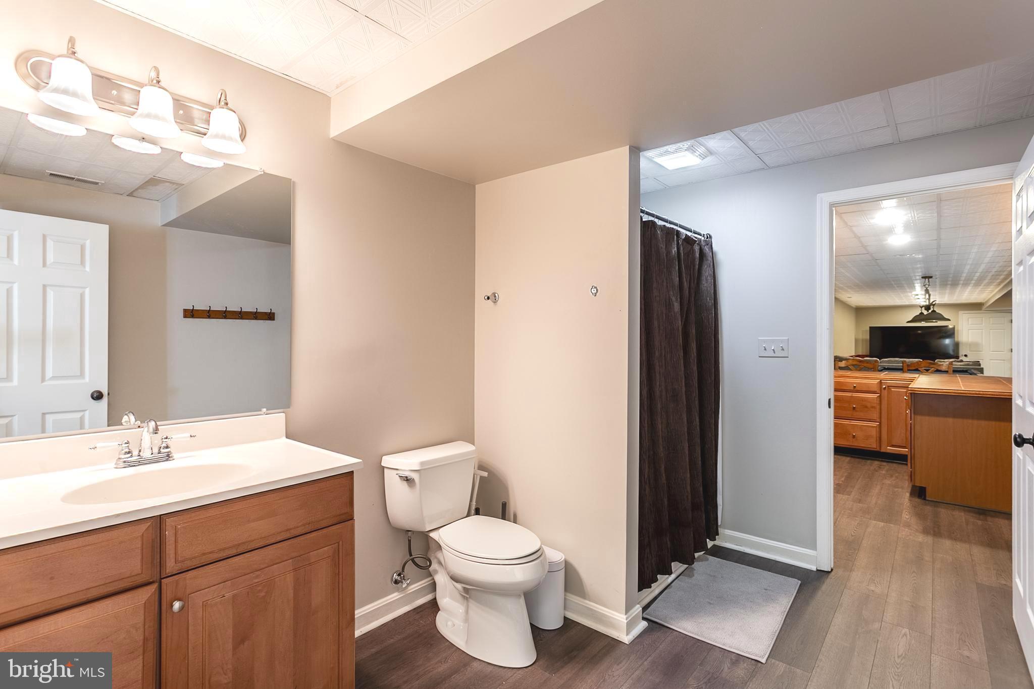 GLENCOE OAKS - Residential