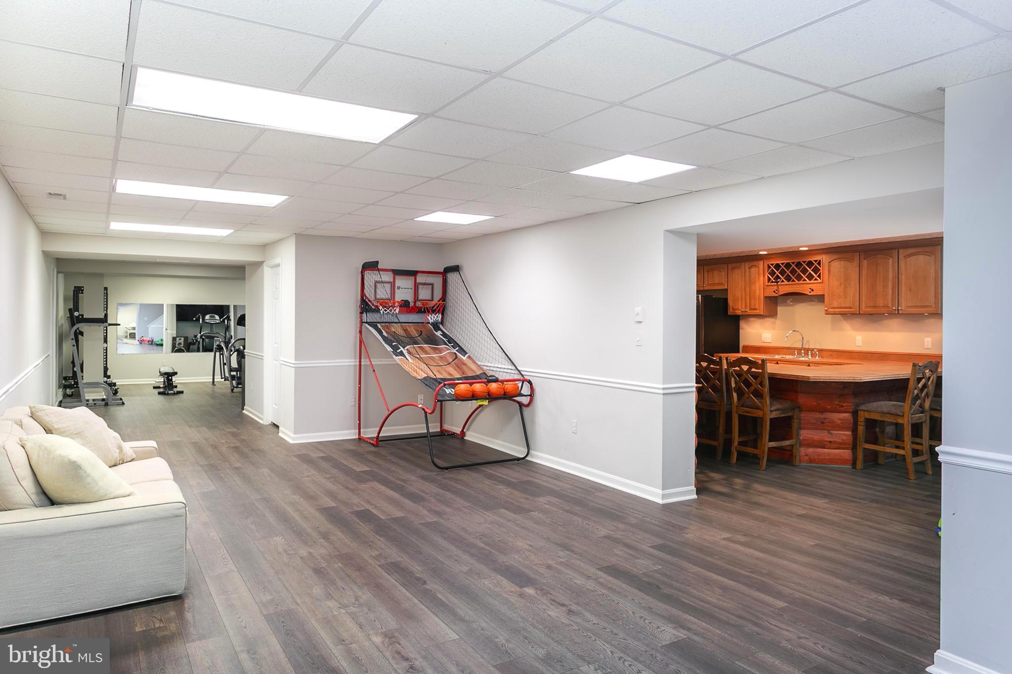 GLENCOE OAKS - Residential