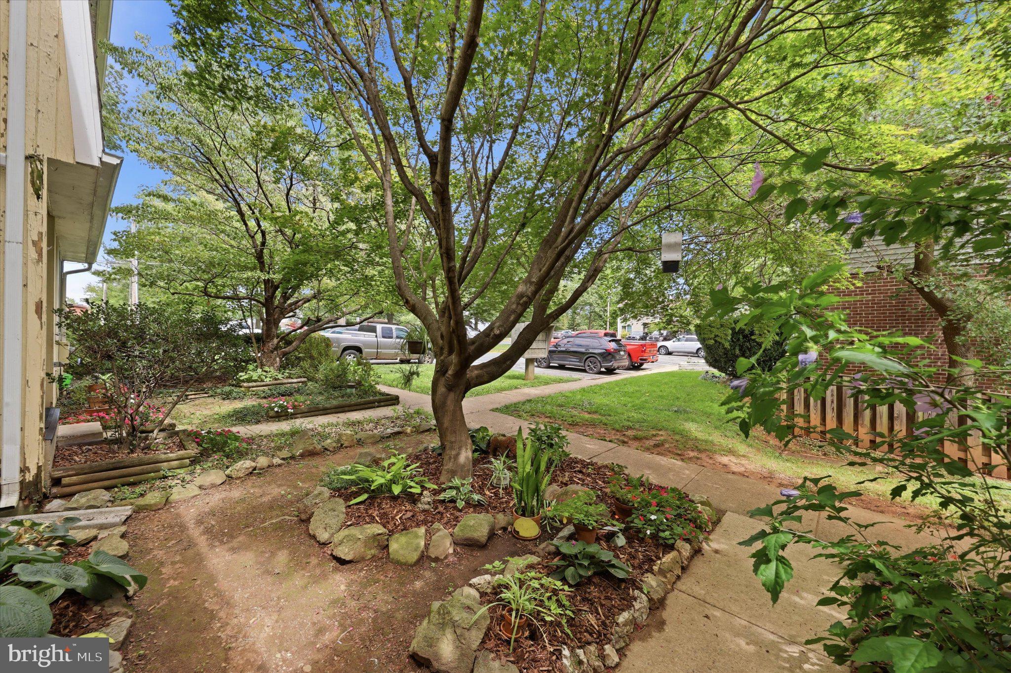 8374 DREAM PLACE
