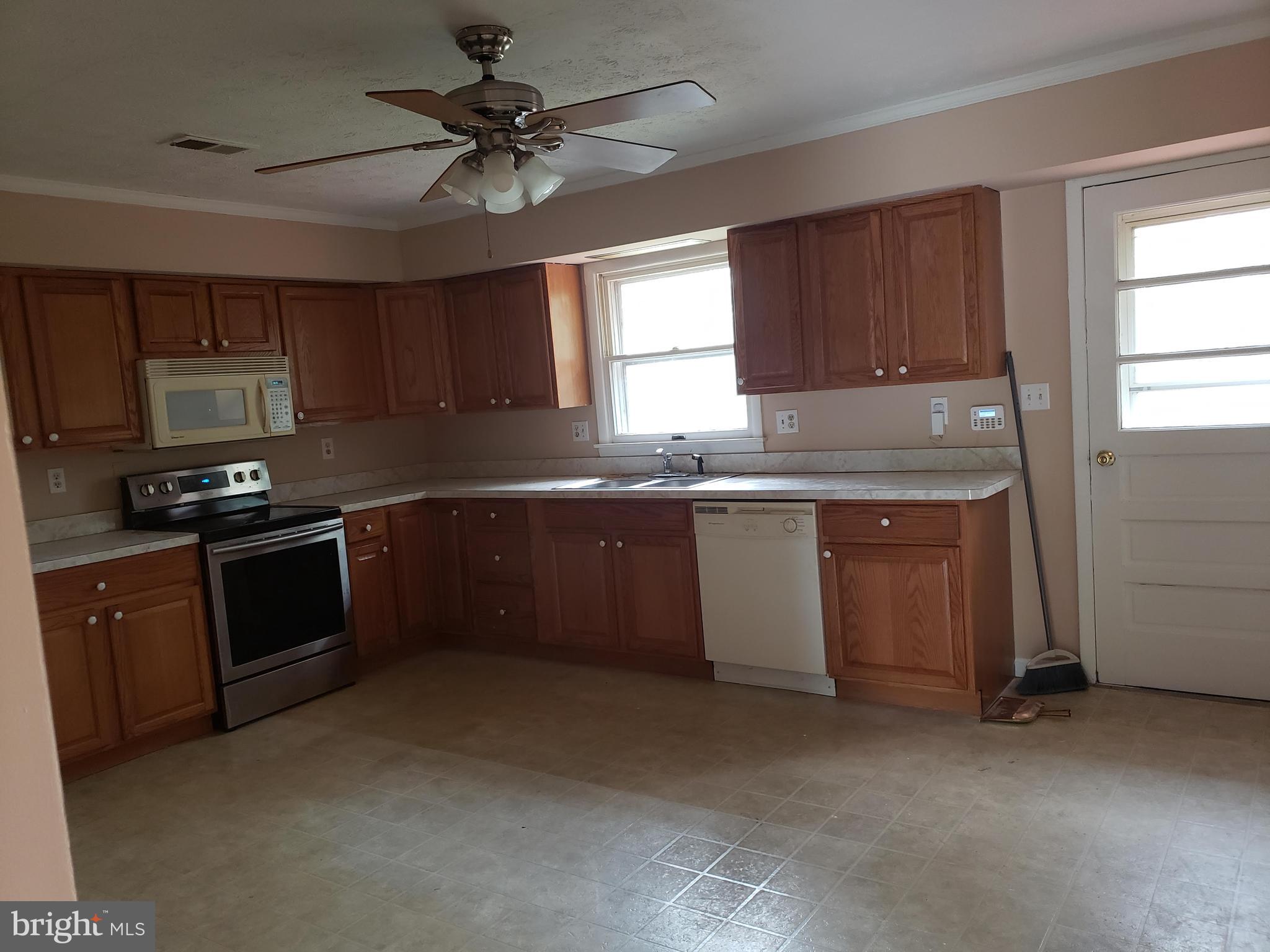 EASTVIEW - Residential