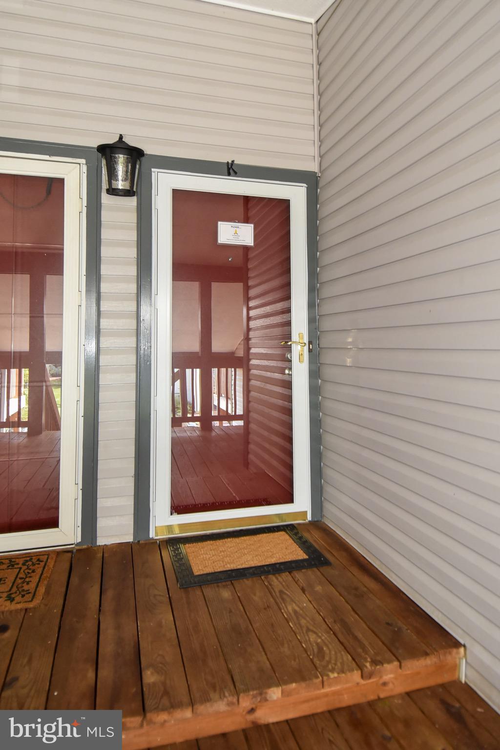 SURREY AT MANCHESTER LAKES - Residential