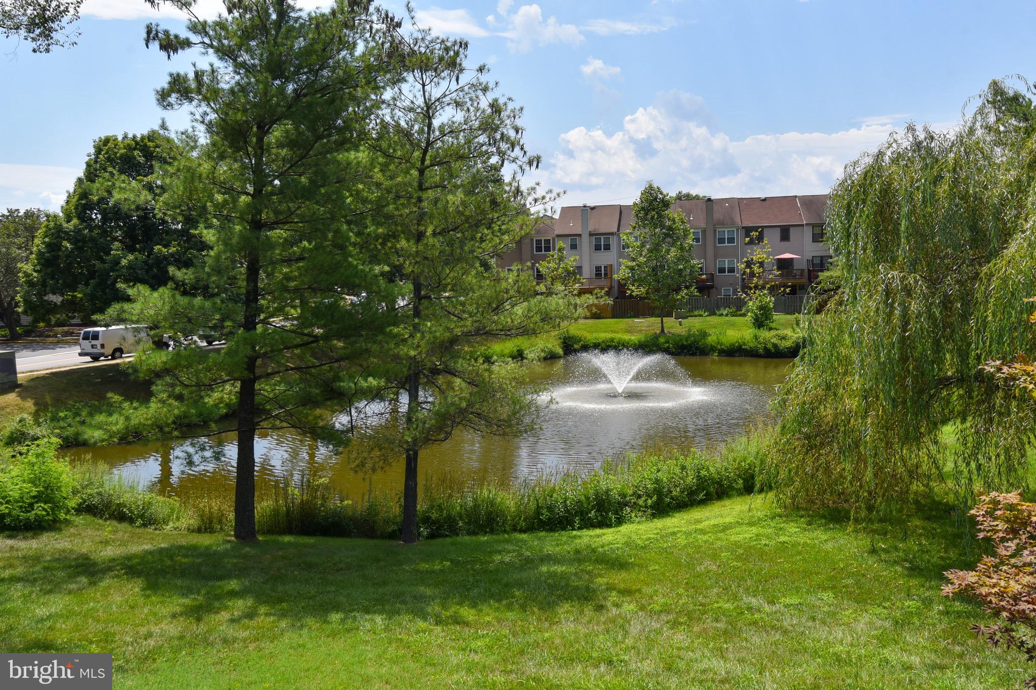 SURREY AT MANCHESTER LAKES - Residential