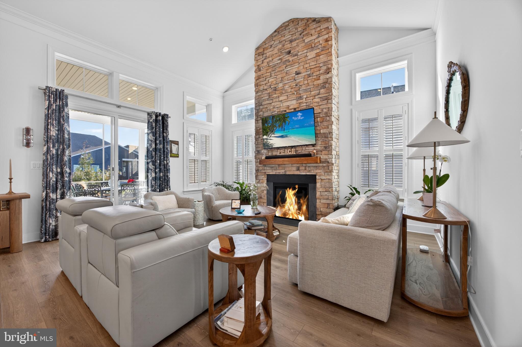 FOUR SEASONS AT KENT ISLAND - Residential