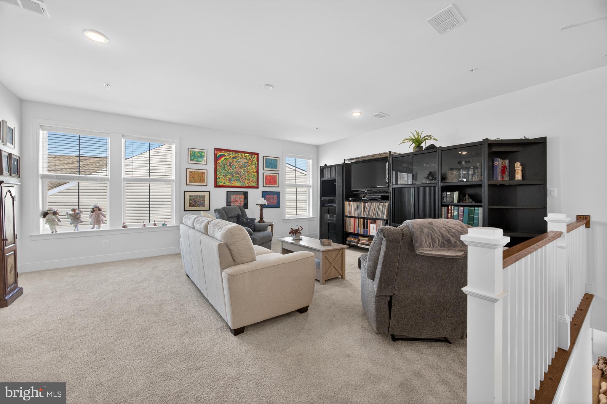 FOUR SEASONS AT KENT ISLAND - Residential