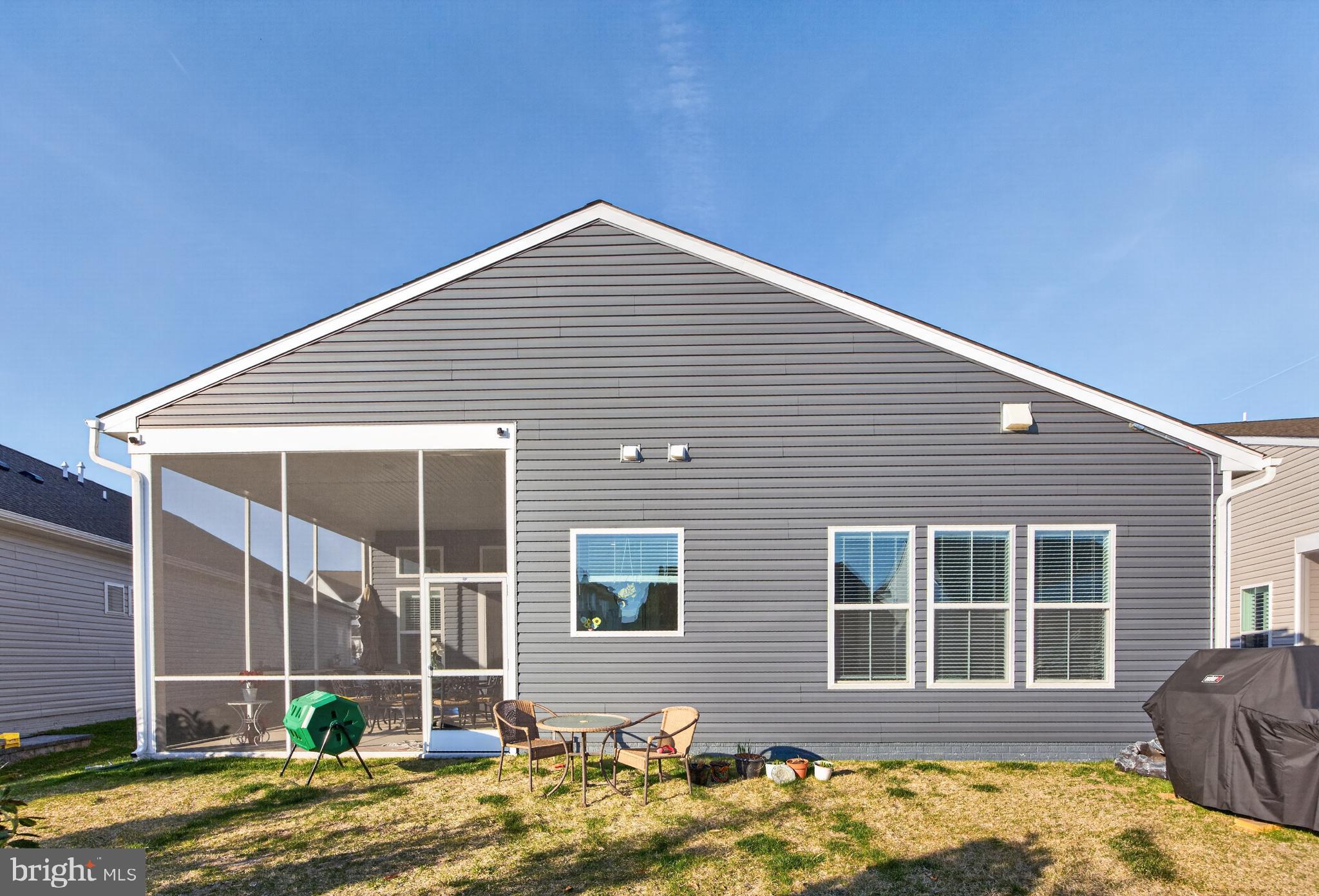 FOUR SEASONS AT KENT ISLAND - Residential