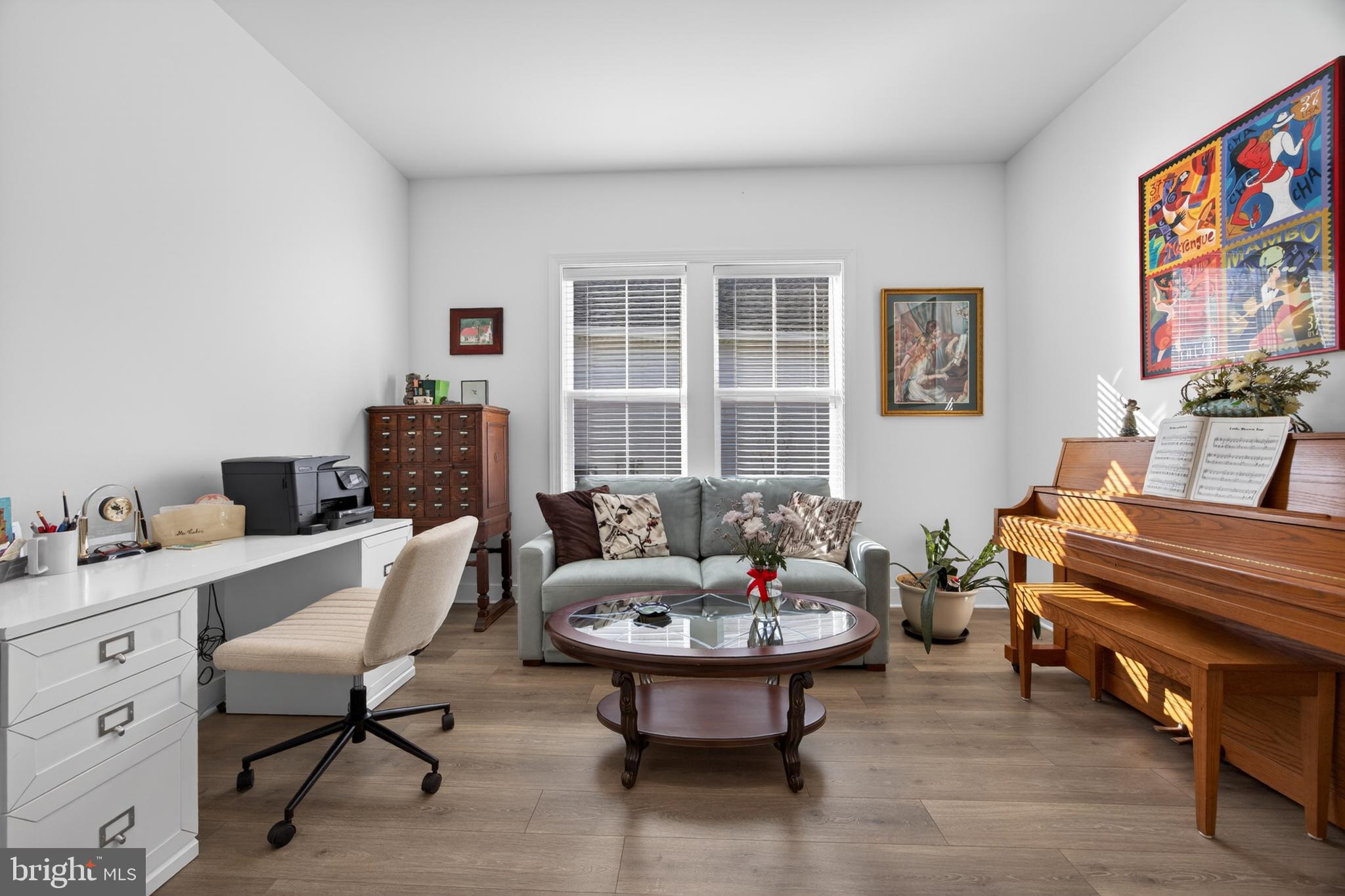 FOUR SEASONS AT KENT ISLAND - Residential