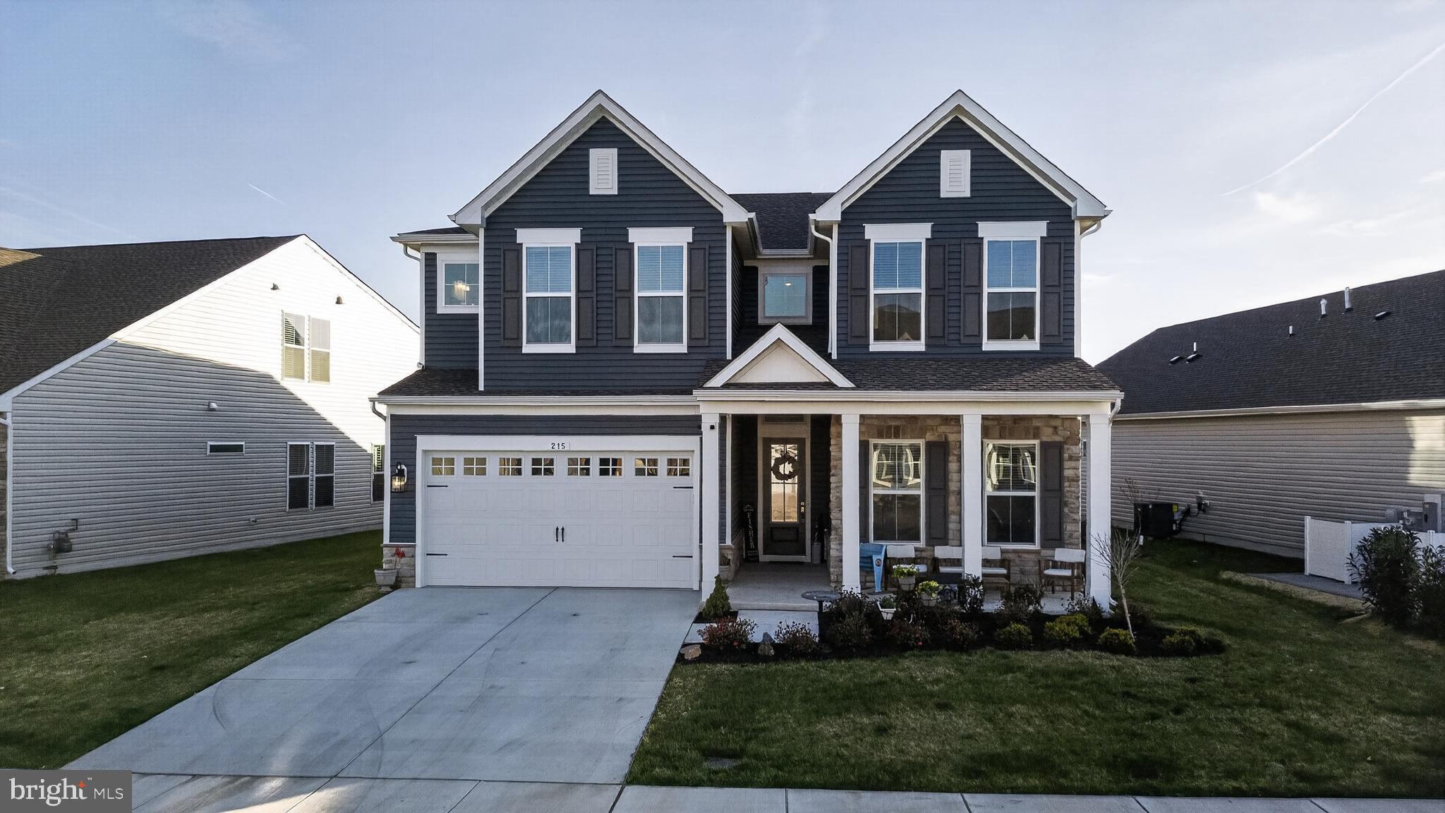 FOUR SEASONS AT KENT ISLAND - Residential