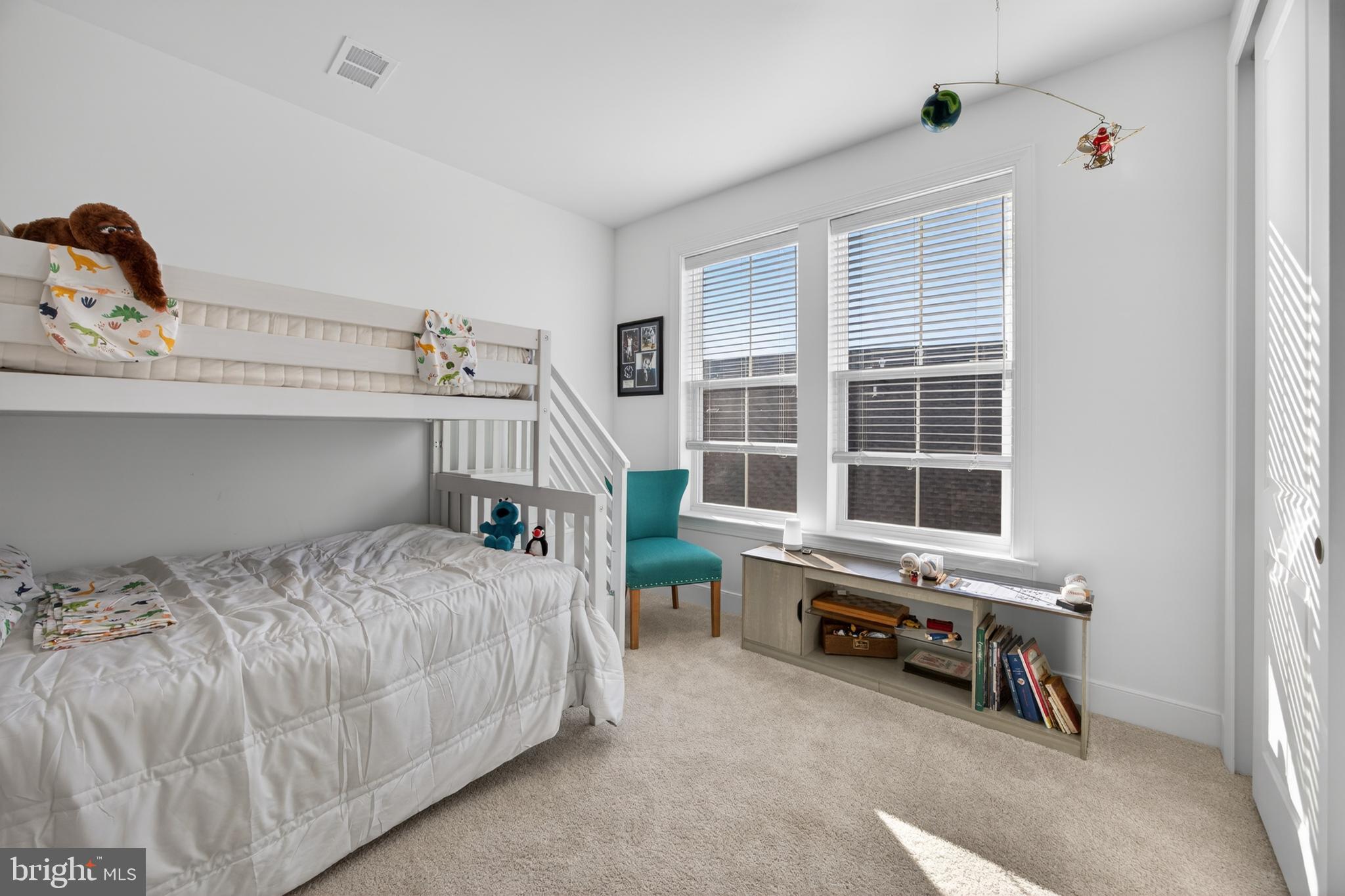 FOUR SEASONS AT KENT ISLAND - Residential