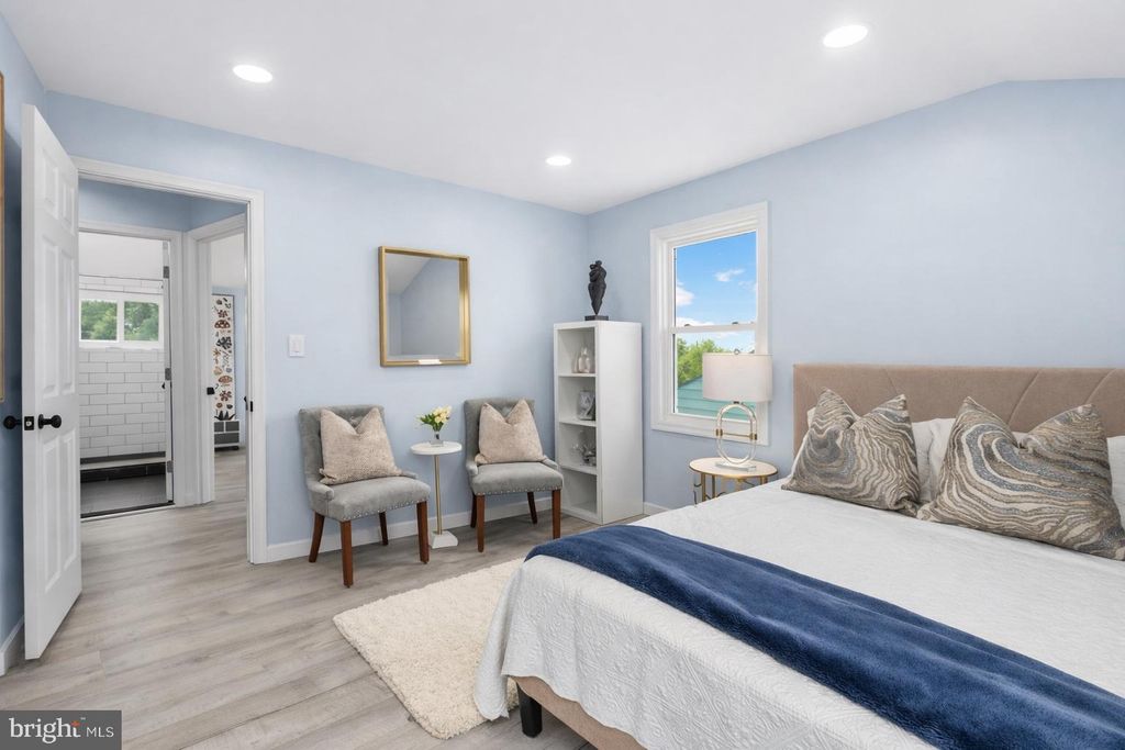 Photo of 852 50th Place NE, WASHINGTON, DC 20019 (MLS # DCDC2240910)