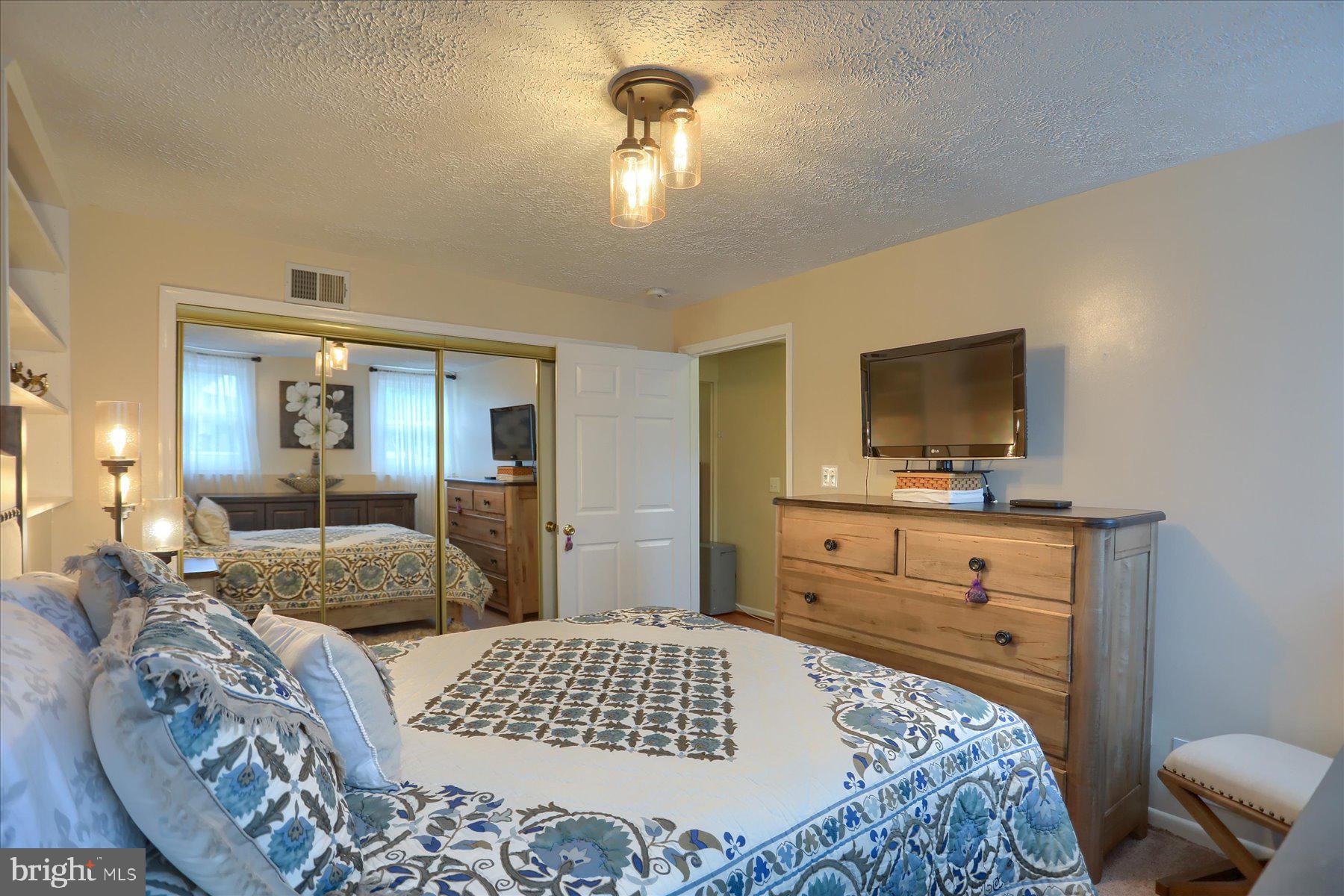 SPRINGFIELD - Residential
