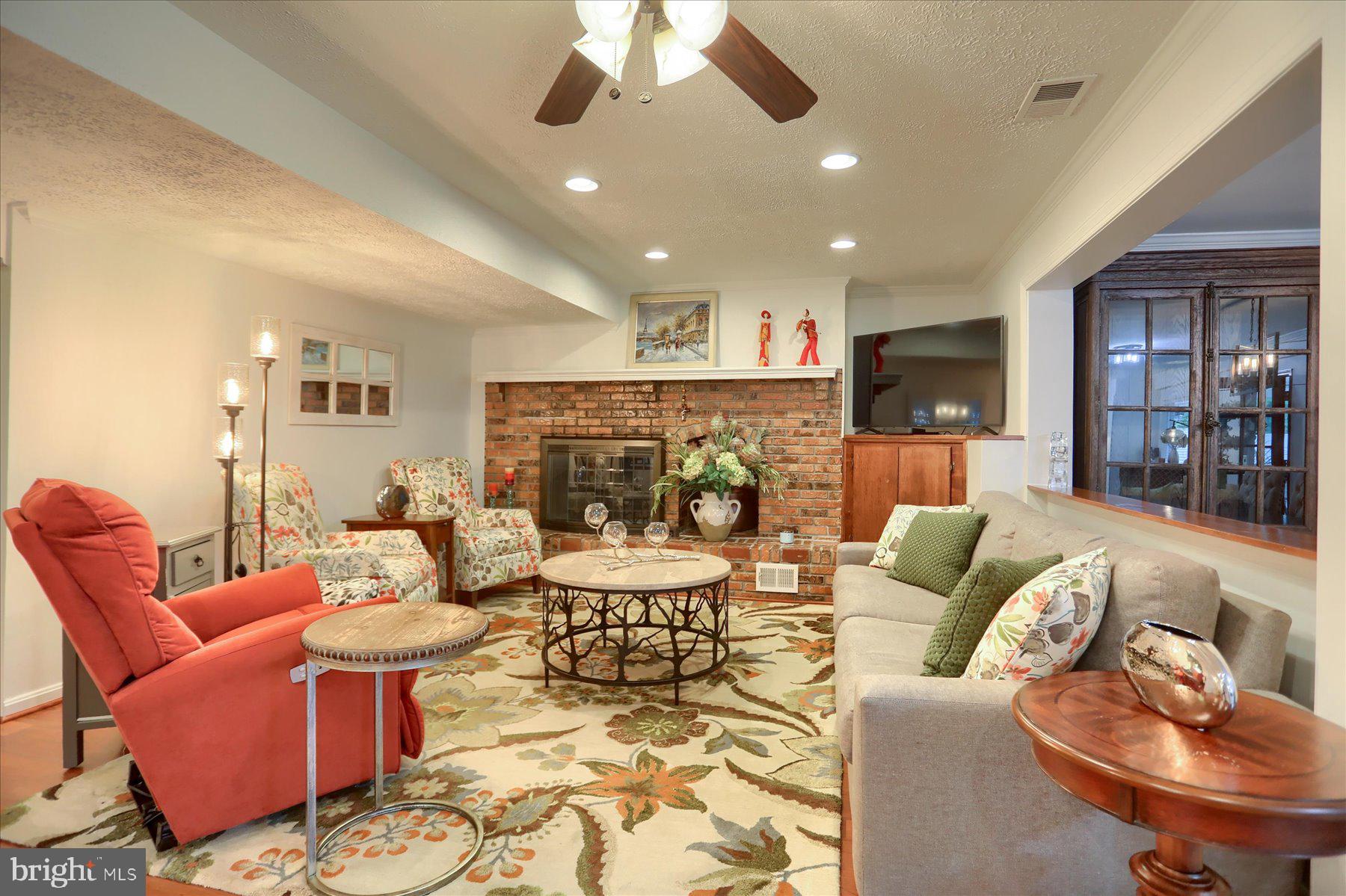SPRINGFIELD - Residential