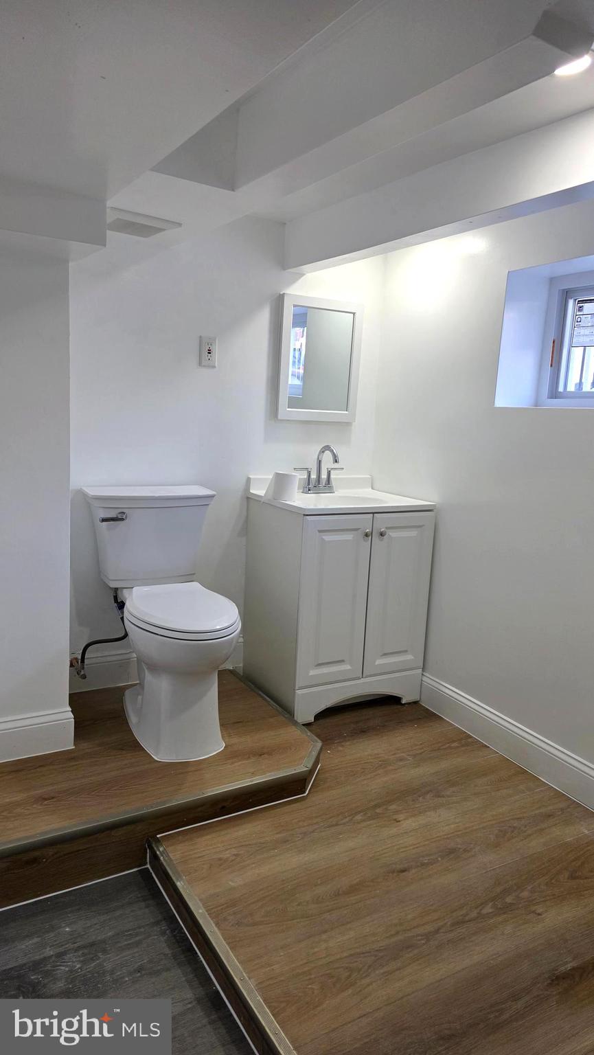 ELMWOOD PARK - Residential